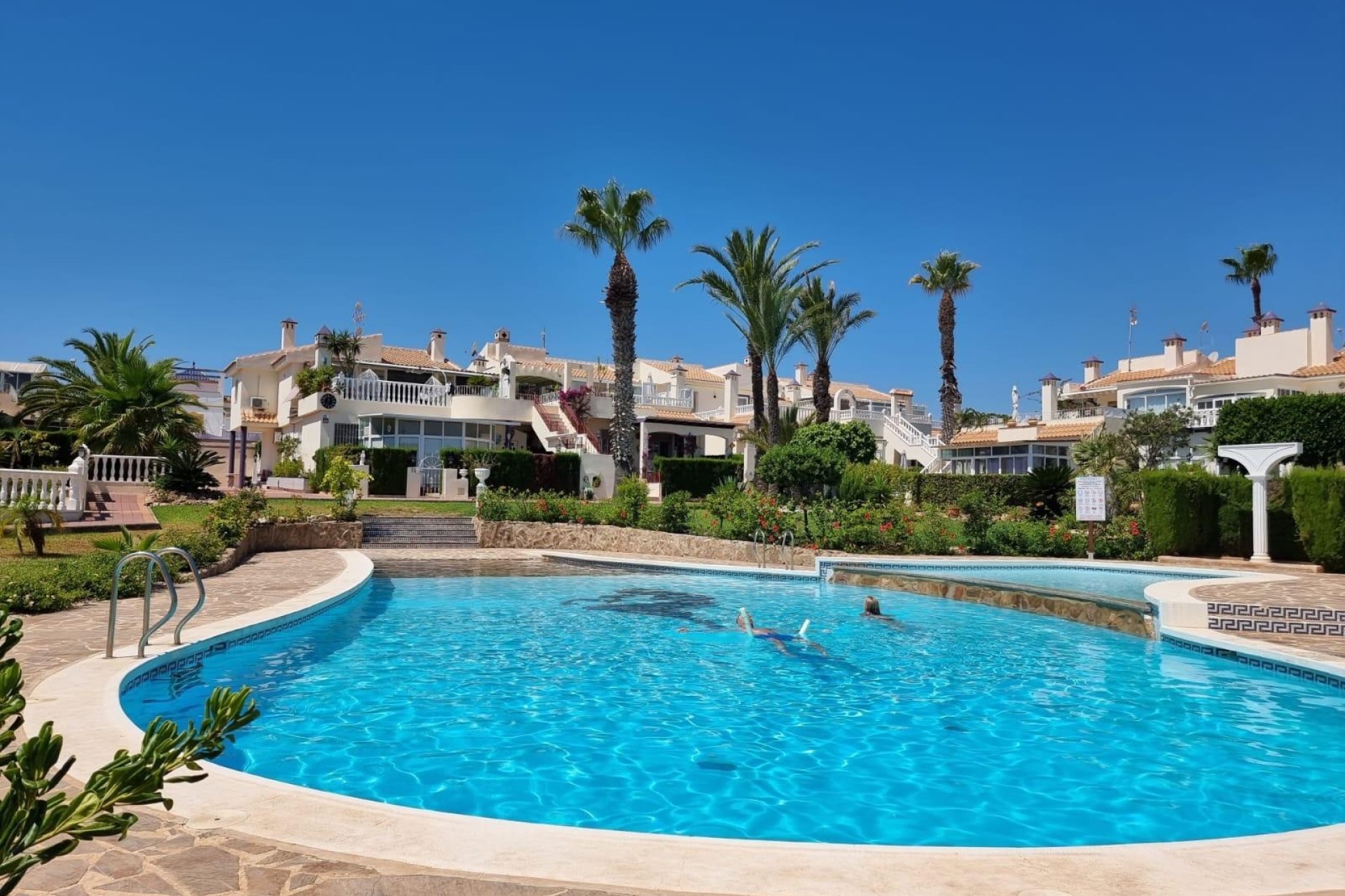 Resale - Wohnung / Appartement -
Torrevieja - Los Balcones