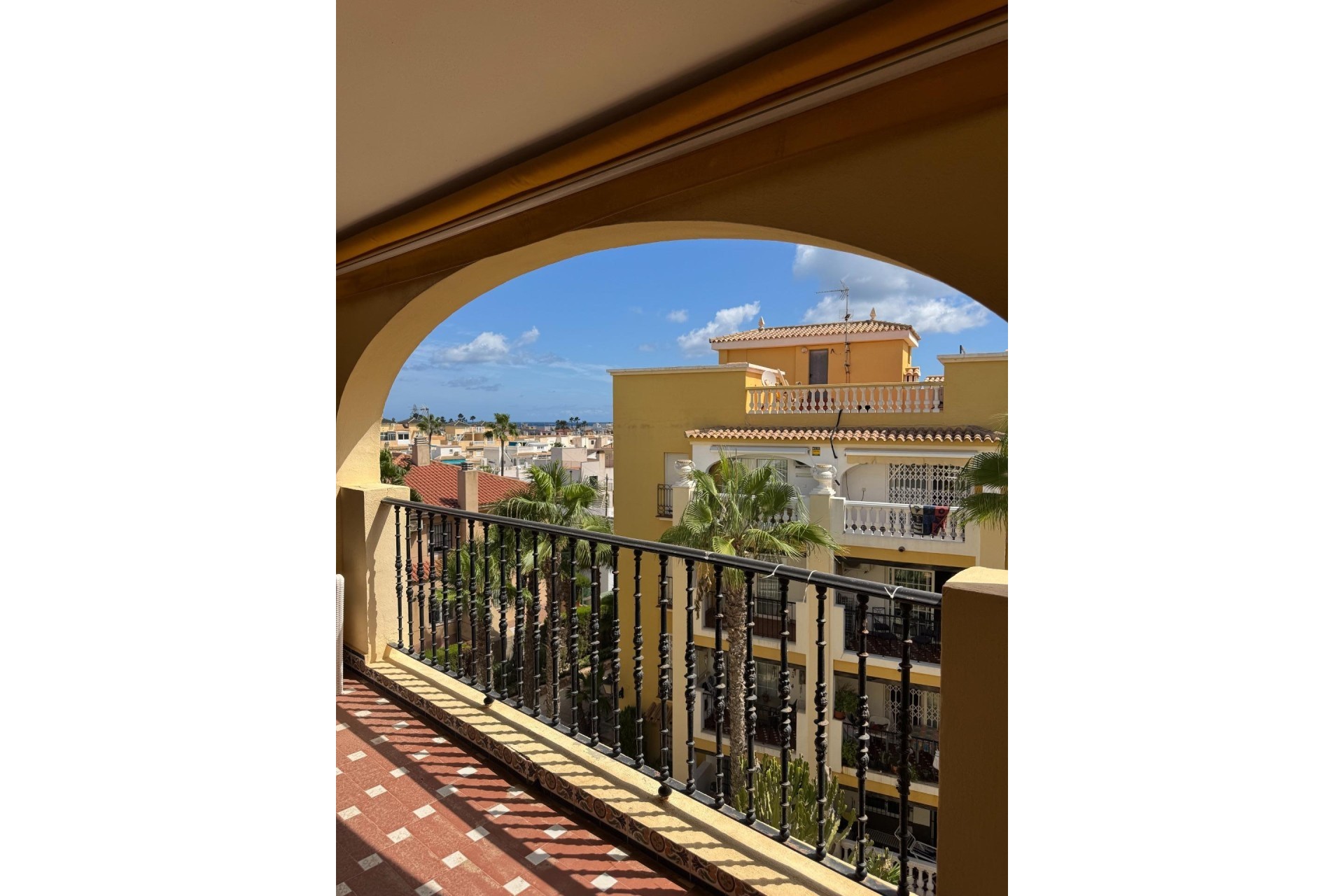Resale - Wohnung / Appartement -
Torrevieja - Los Frutales