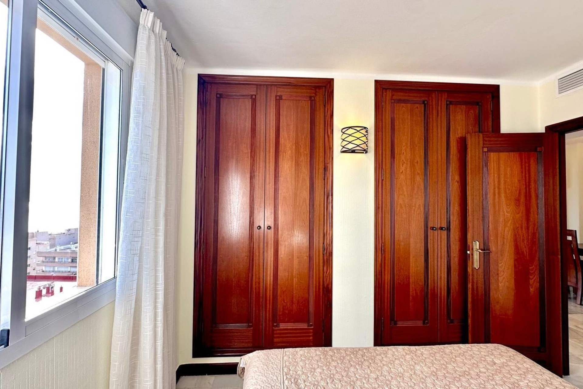 Resale - Wohnung / Appartement -
Torrevieja - Los Frutales