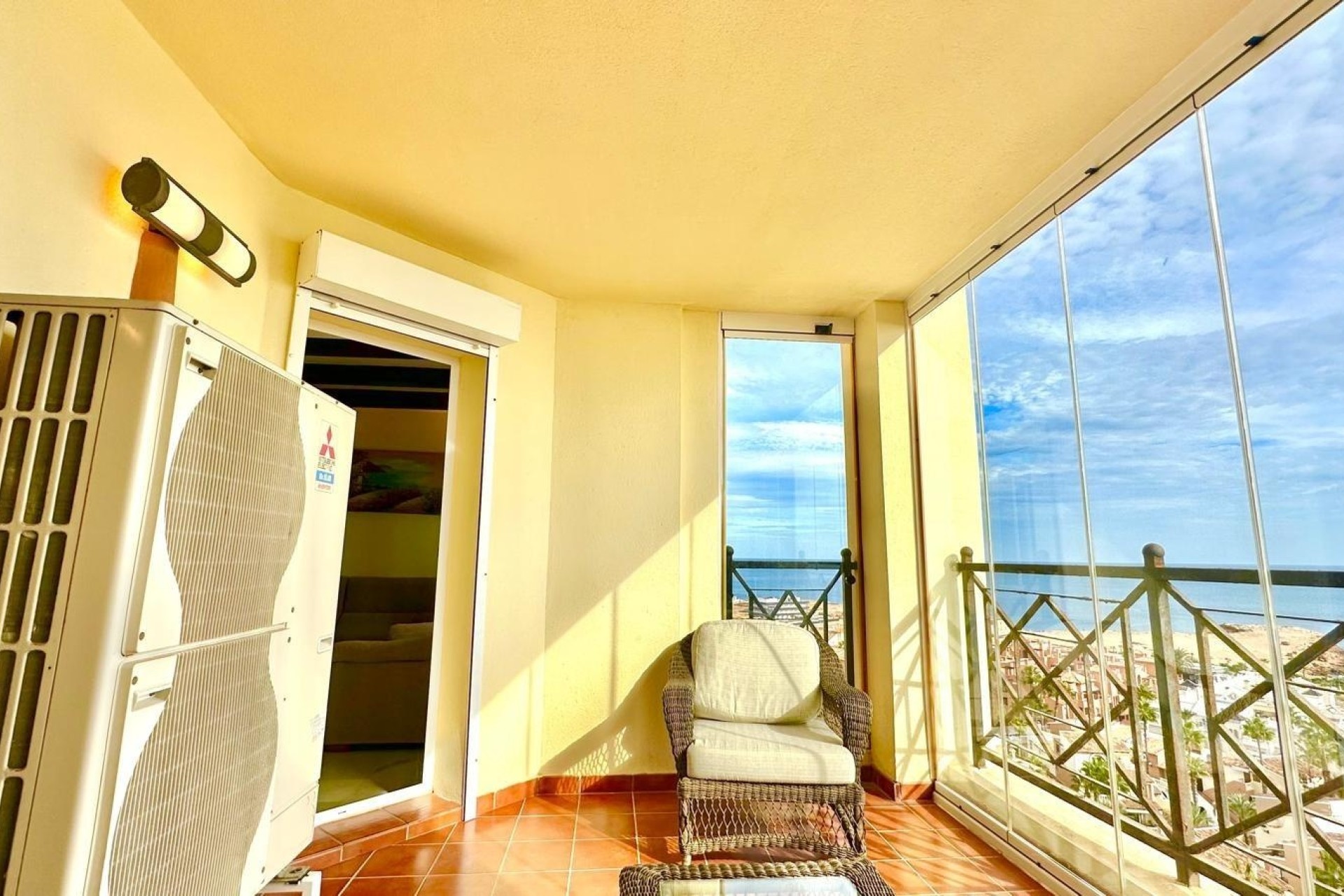 Resale - Wohnung / Appartement -
Torrevieja - Los Frutales