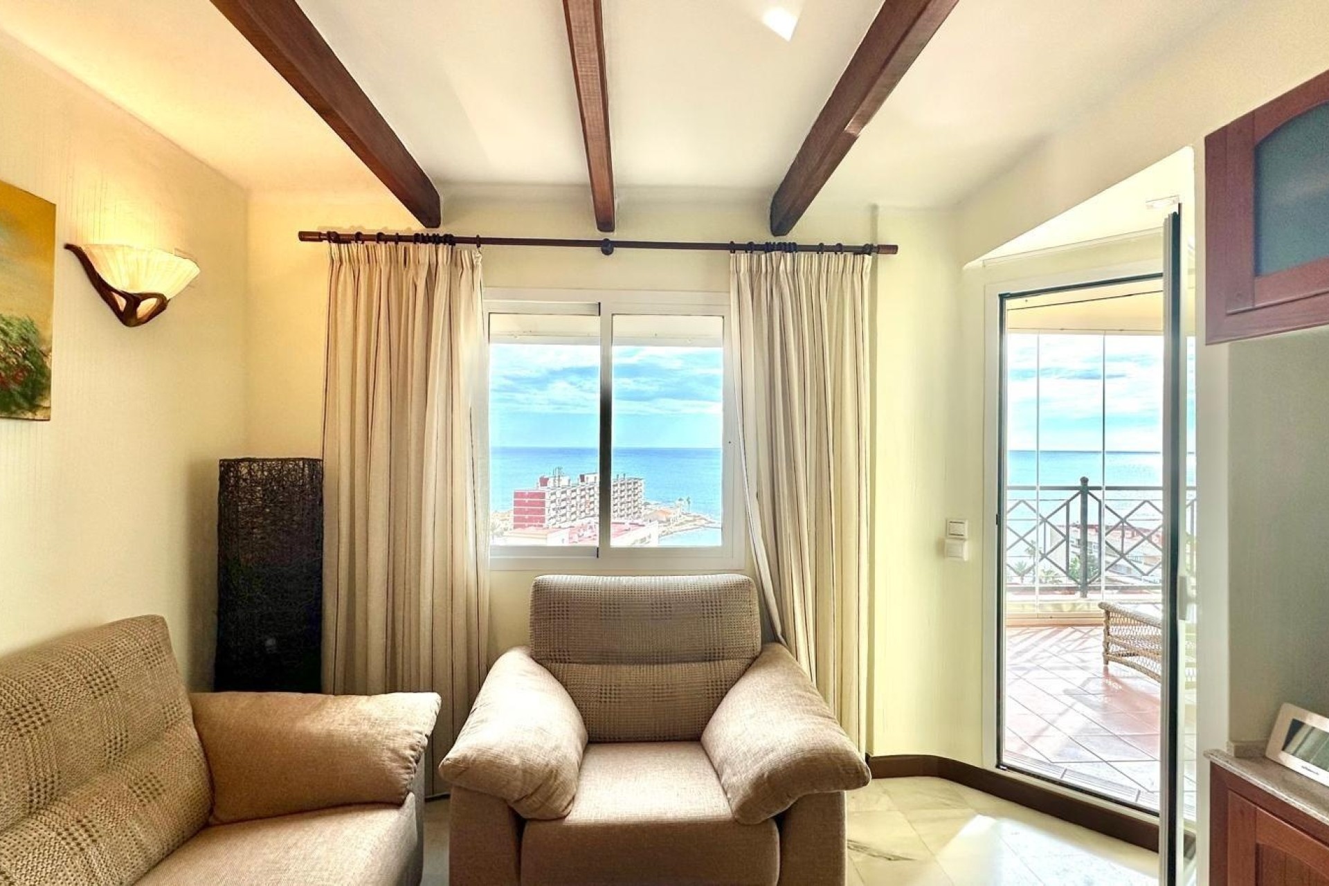 Resale - Wohnung / Appartement -
Torrevieja - Los Frutales