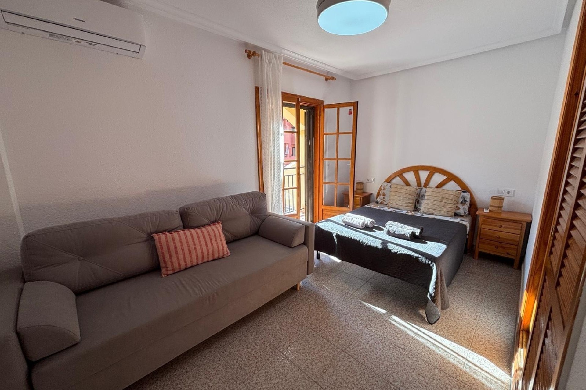 Resale - Wohnung / Appartement -
Torrevieja - Los Frutales
