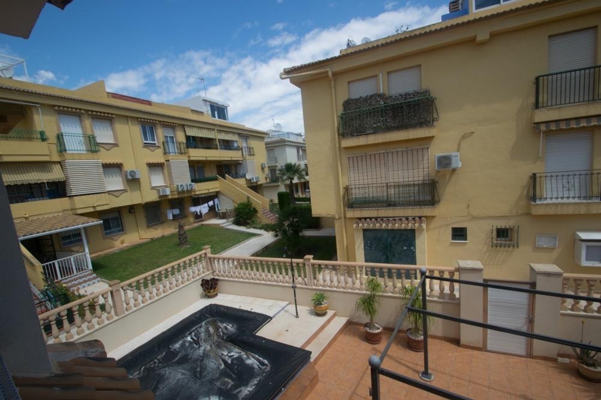 Resale - Wohnung / Appartement -
Torrevieja - Mar azul
