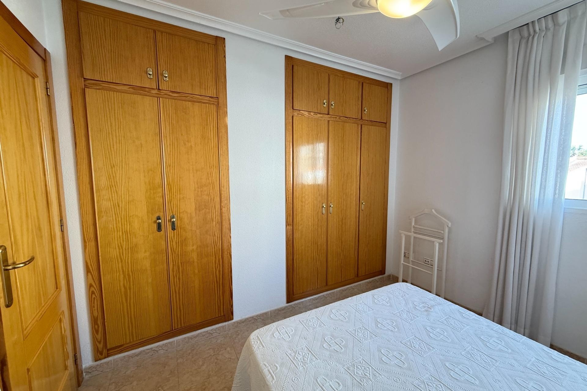 Resale - Wohnung / Appartement -
Torrevieja - Nueva Torrevieja