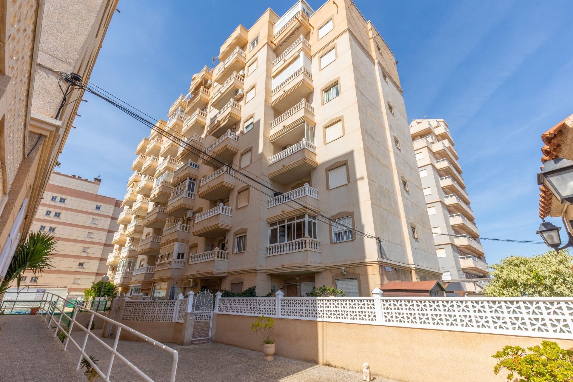 Resale - Wohnung / Appartement -
Torrevieja - Nueva Torrevieja