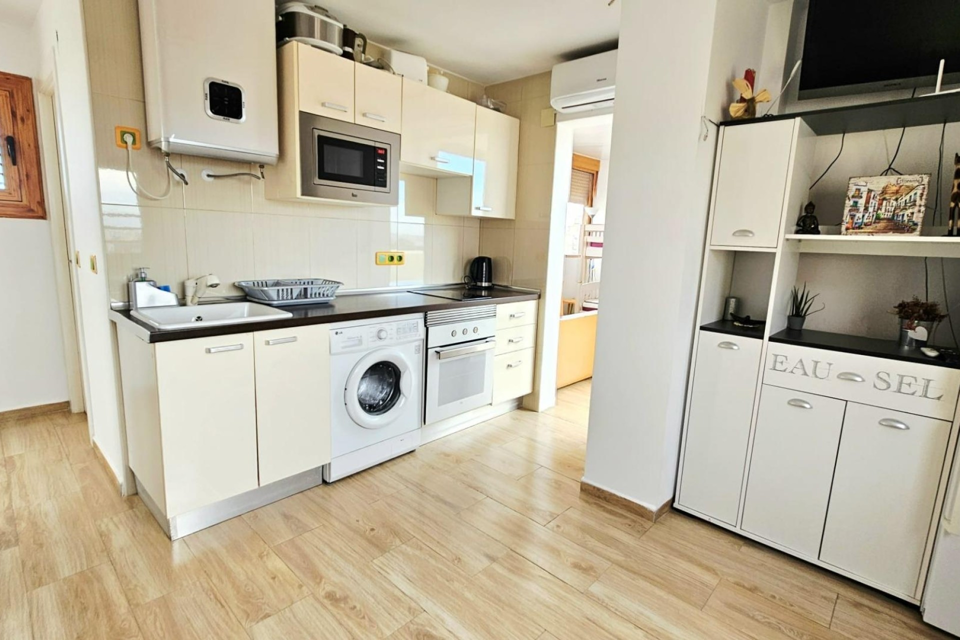 Resale - Wohnung / Appartement -
Torrevieja - Nueva Torrevieja