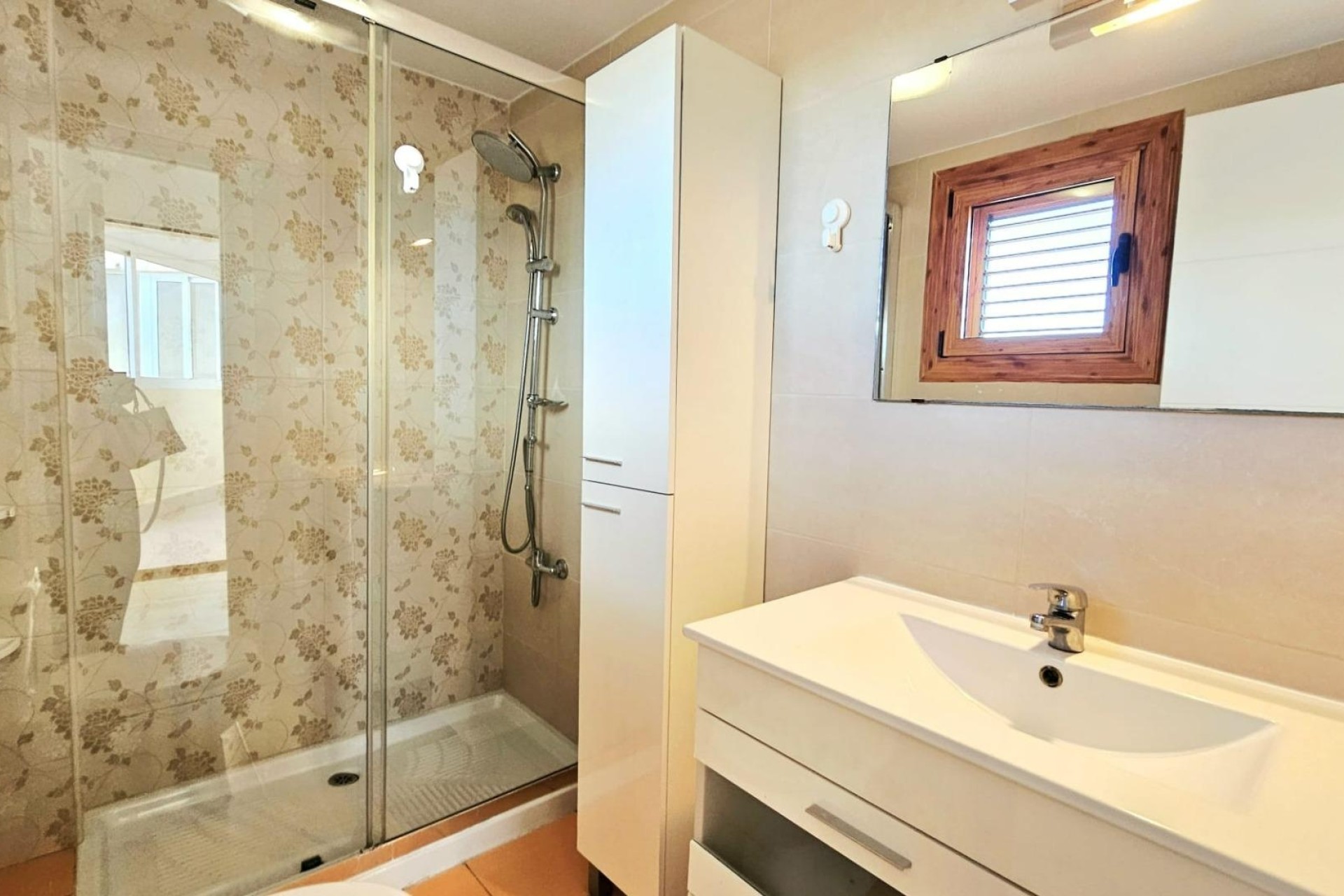 Resale - Wohnung / Appartement -
Torrevieja - Nueva Torrevieja