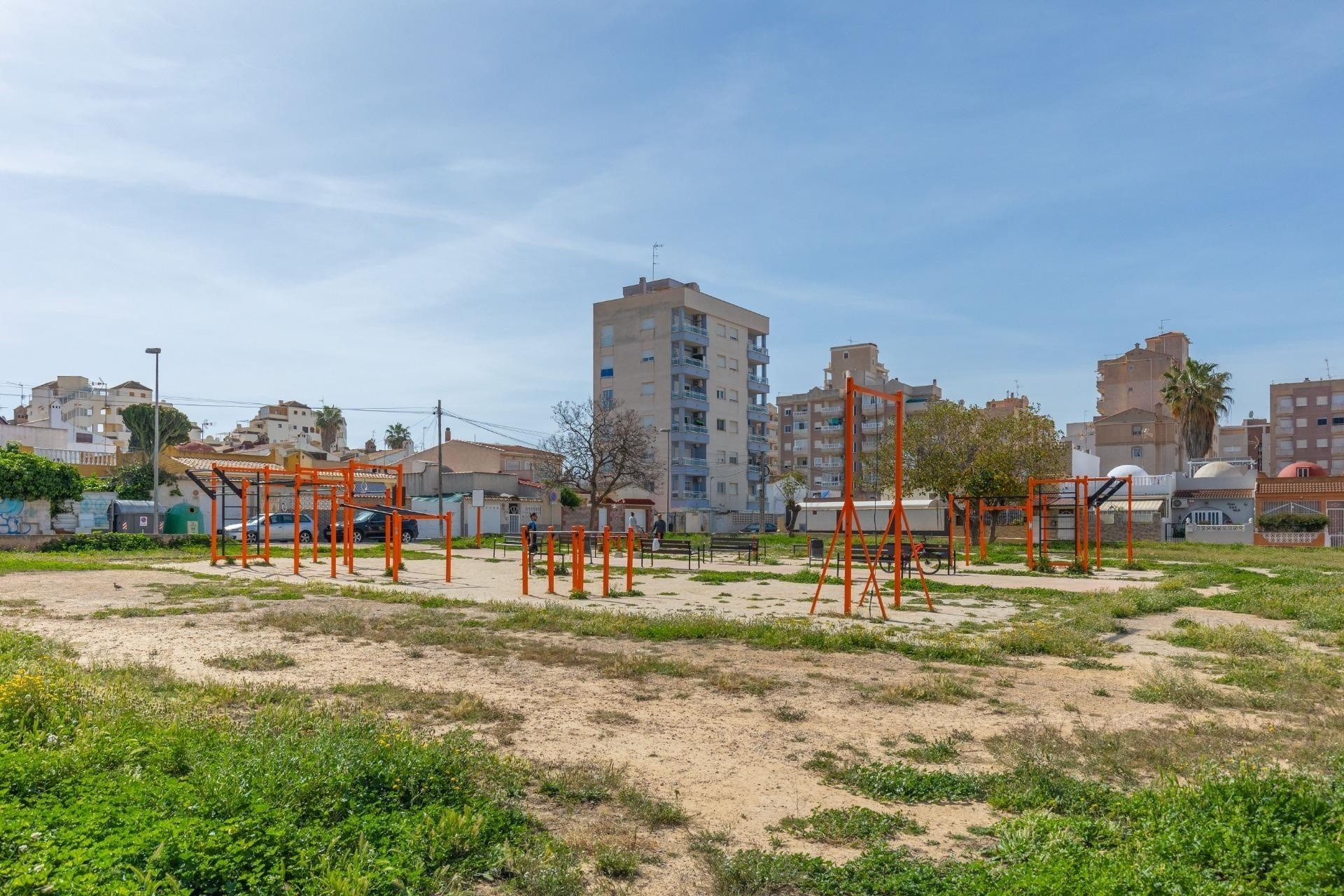 Resale - Wohnung / Appartement -
Torrevieja - Nueva Torrevieja