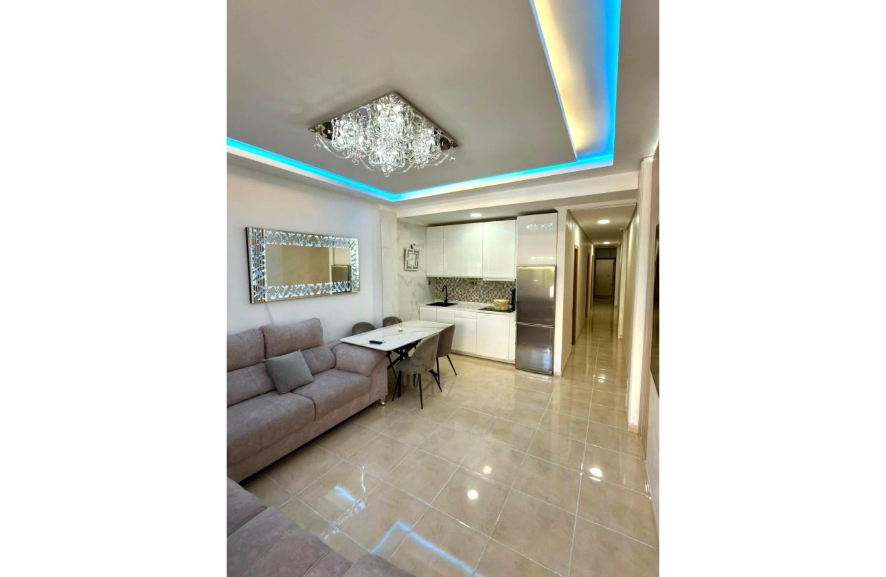 Resale - Wohnung / Appartement -
Torrevieja - Nueva Torrevieja