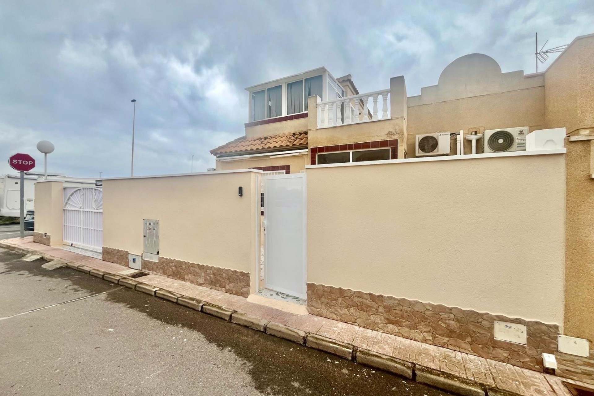 Resale - Wohnung / Appartement -
Torrevieja - Paraje natural