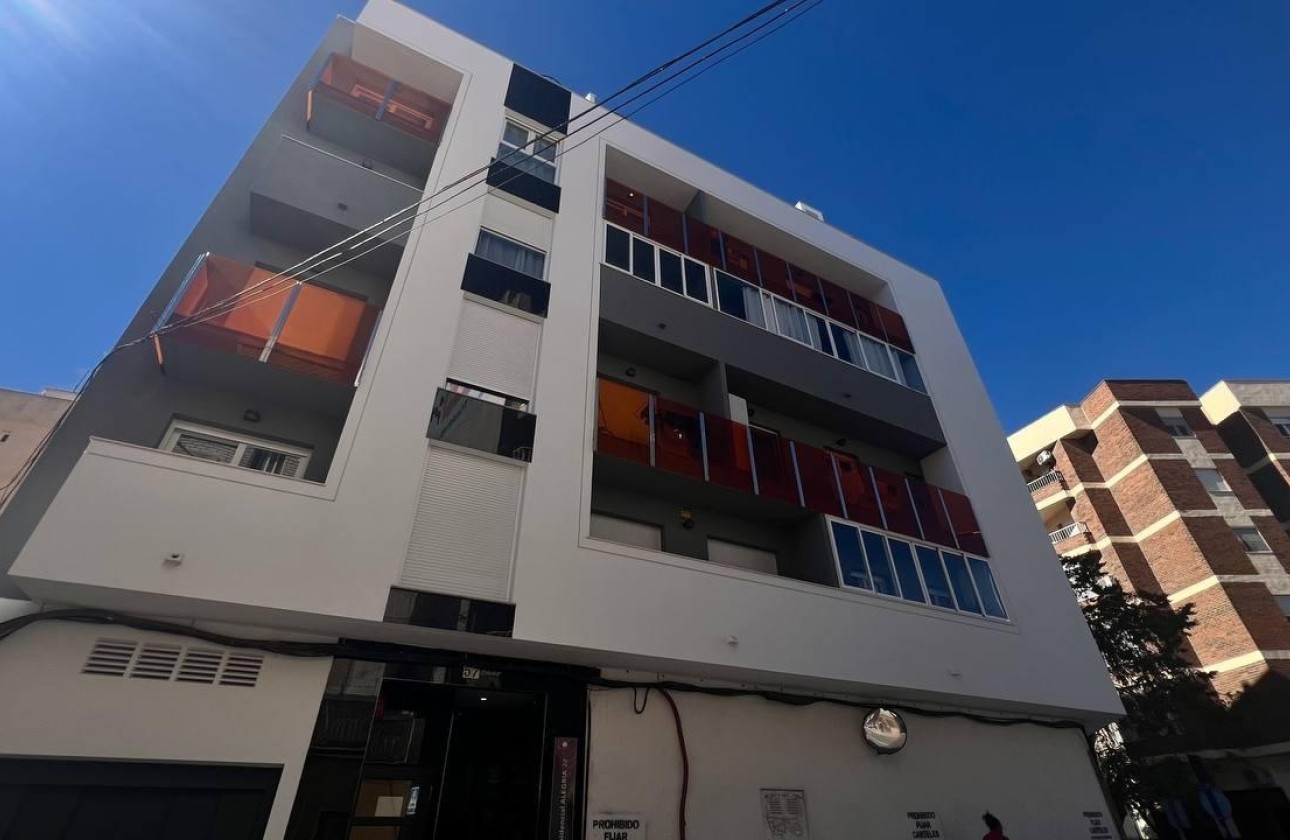 Resale - Wohnung / Appartement -
Torrevieja - Parque de las Naciones