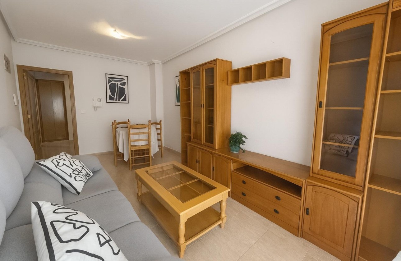 Resale - Wohnung / Appartement -
Torrevieja - Parque las naciones