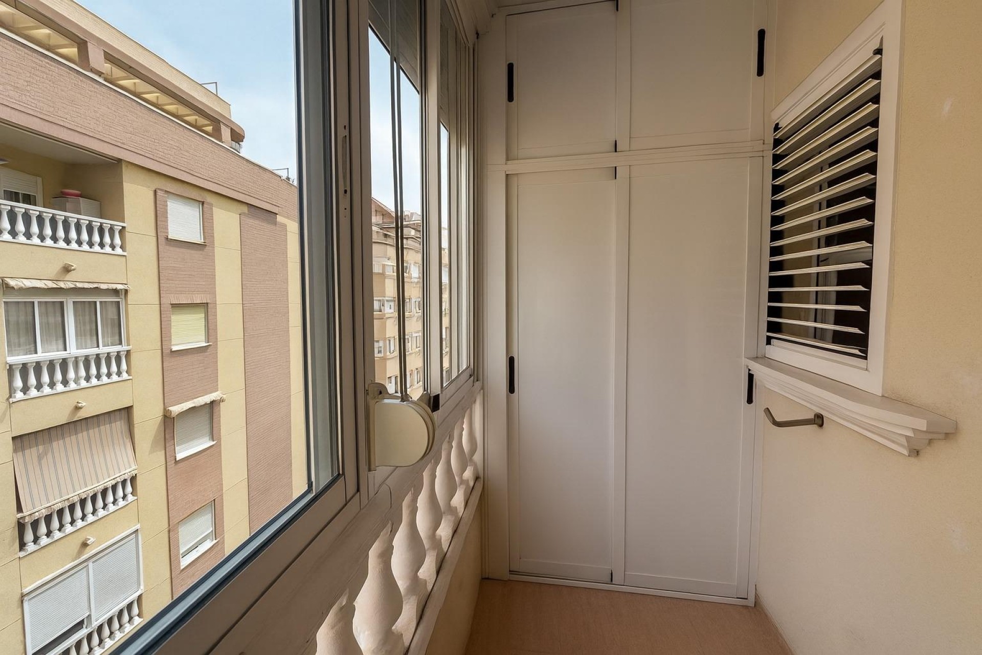 Resale - Wohnung / Appartement -
Torrevieja - Parque las naciones