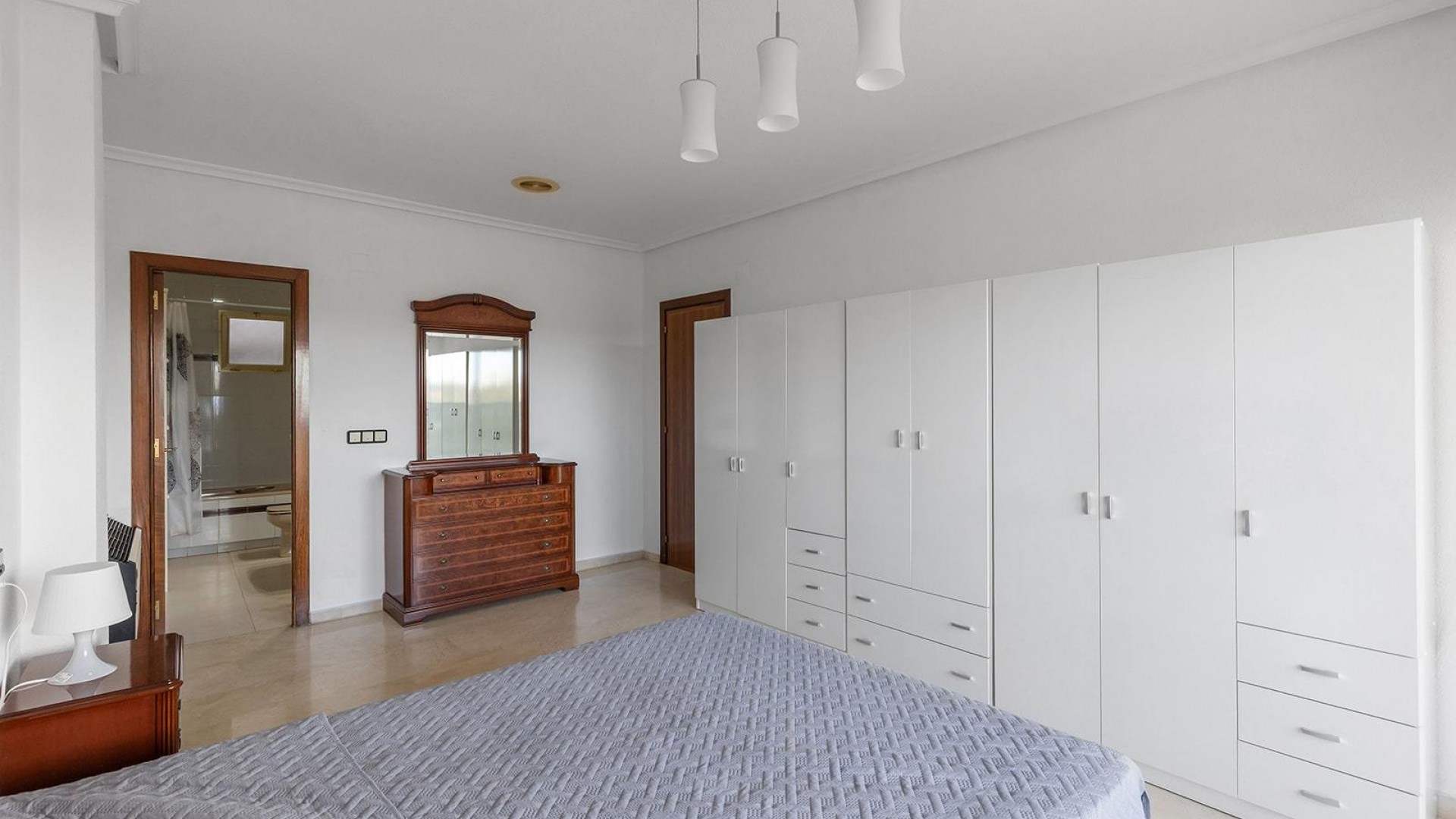 Resale - Wohnung Appartement -
Torrevieja - Paseo maritimo