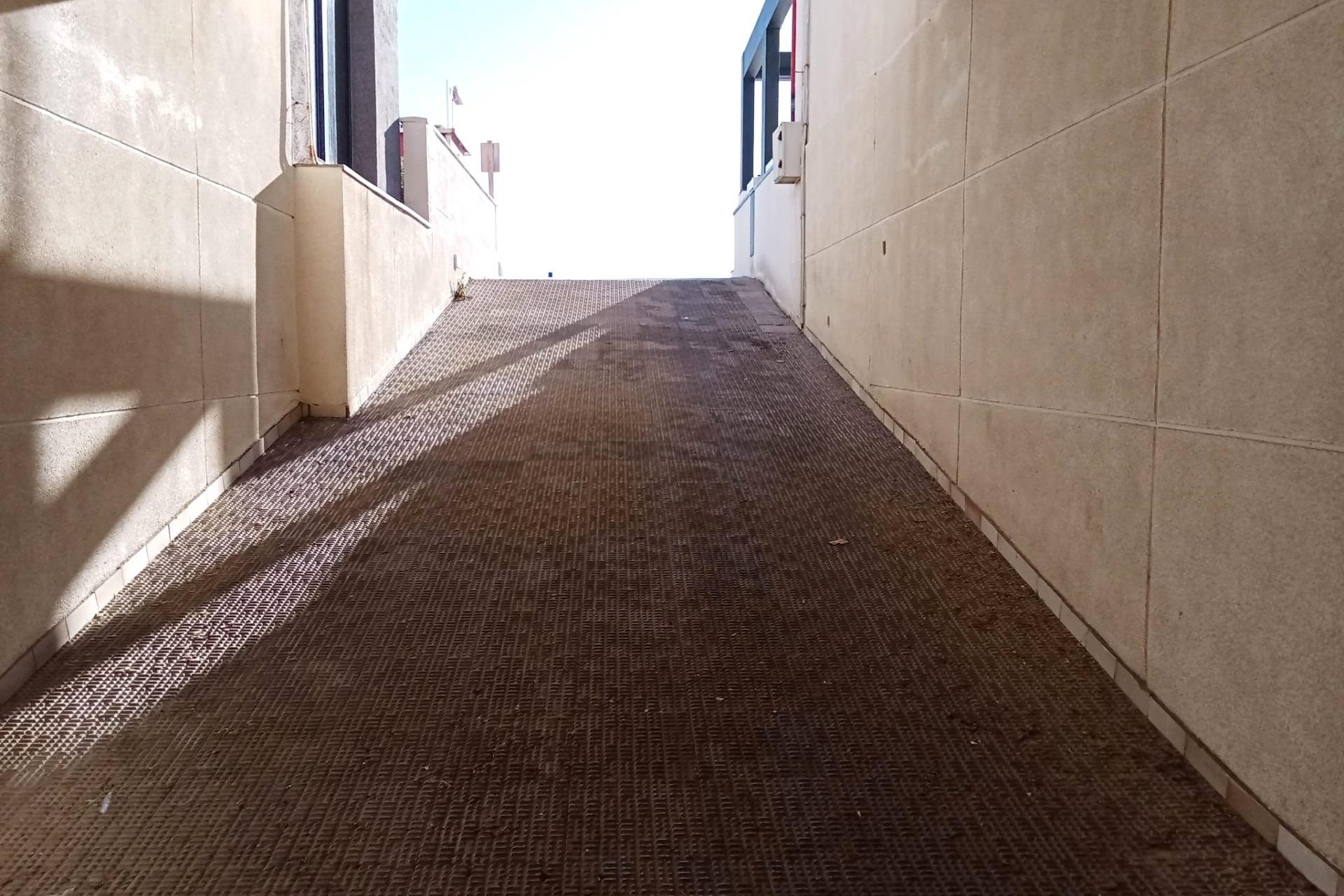 Resale - Wohnung / Appartement -
Torrevieja - PLAYA DE LA MATA