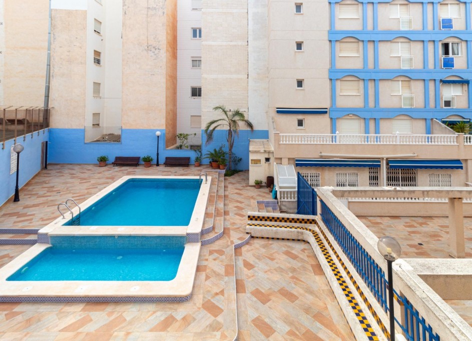 Resale - Wohnung Appartement -
Torrevieja - Playa de los locos