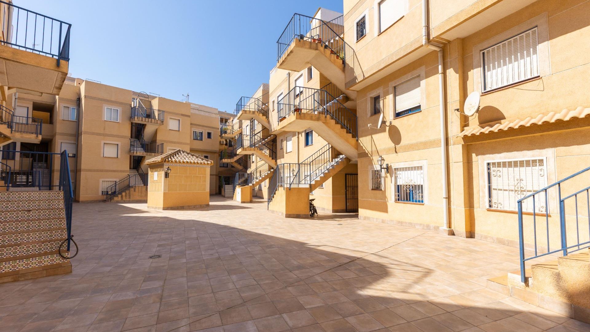 Resale - Wohnung Appartement -
Torrevieja - Playa de los locos