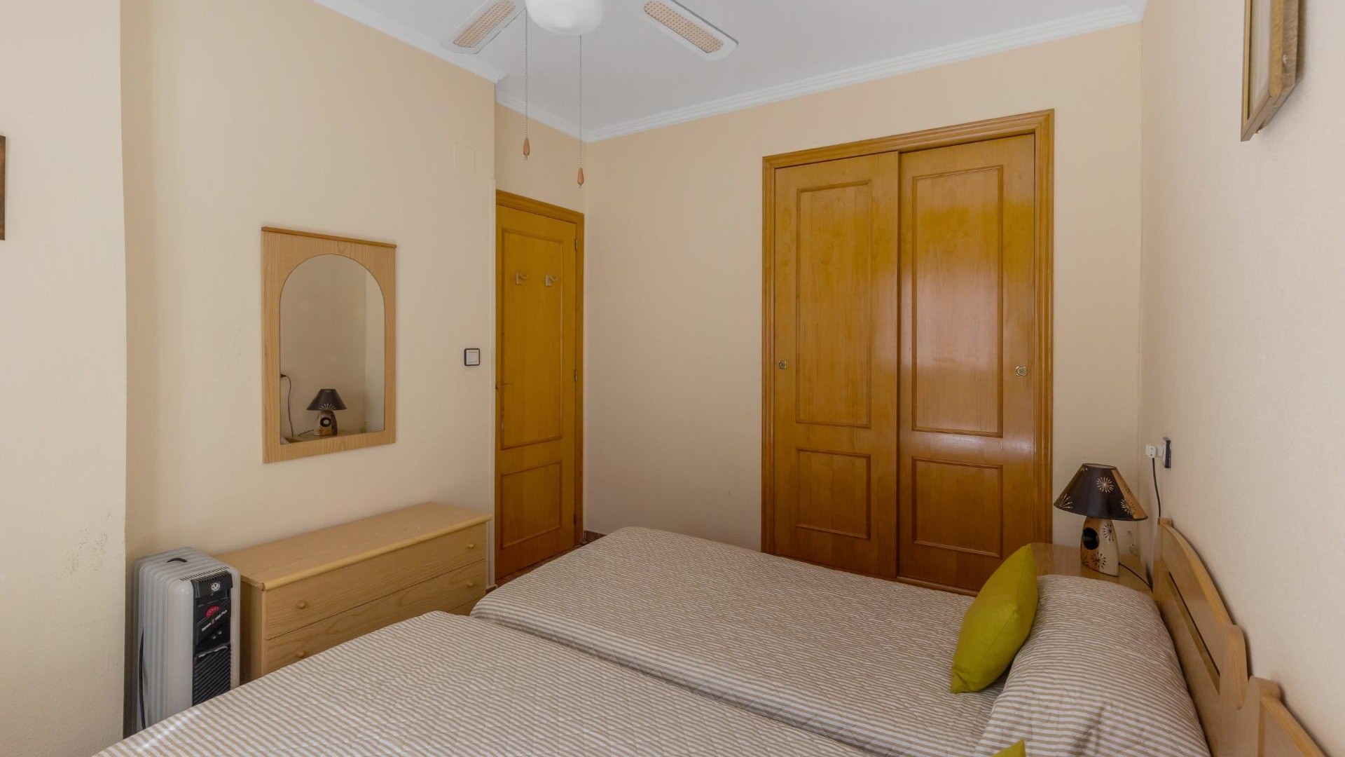 Resale - Wohnung Appartement -
Torrevieja - Playa de los locos