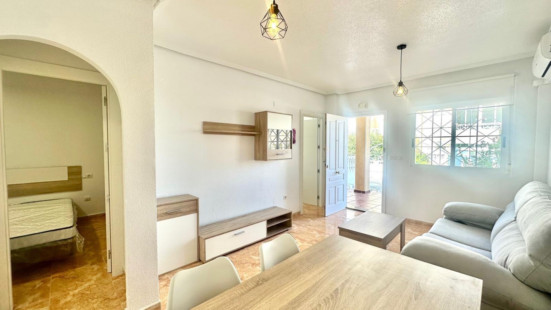 Resale - Wohnung Appartement -
Torrevieja - Playa de los locos