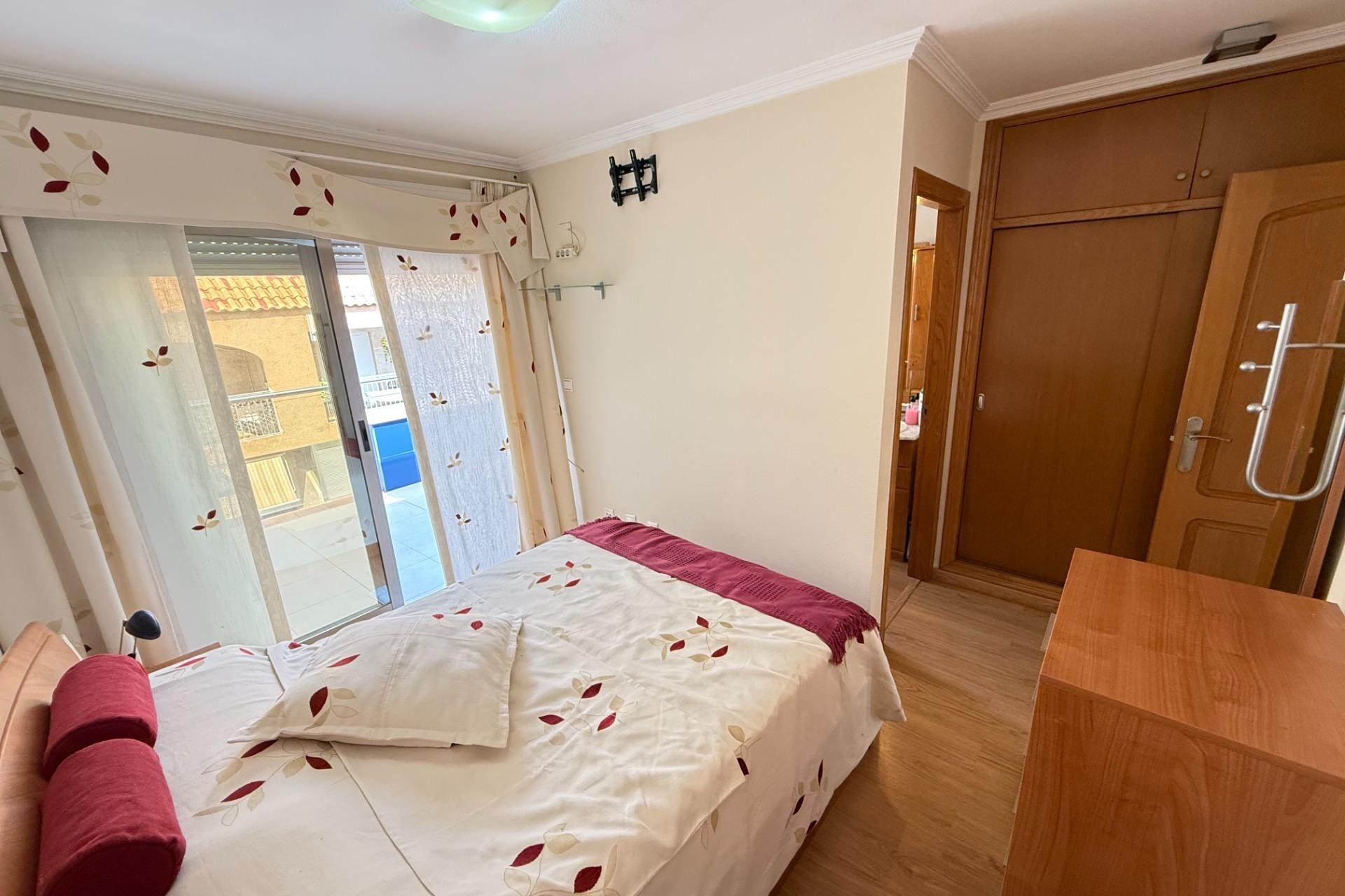 Resale - Wohnung / Appartement -
Torrevieja - Playa de los Locos