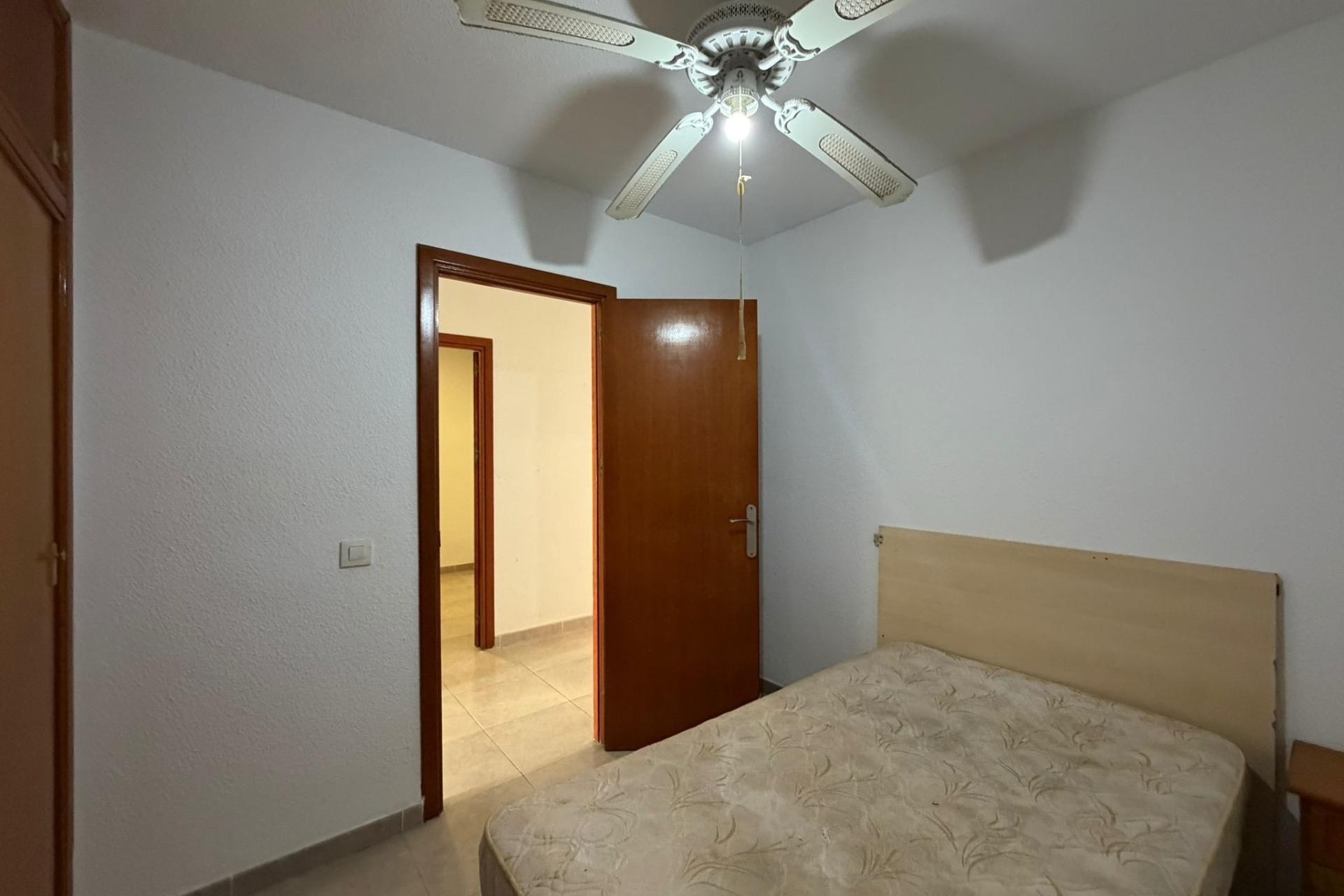 Resale - Wohnung / Appartement -
Torrevieja - Playa de los Locos