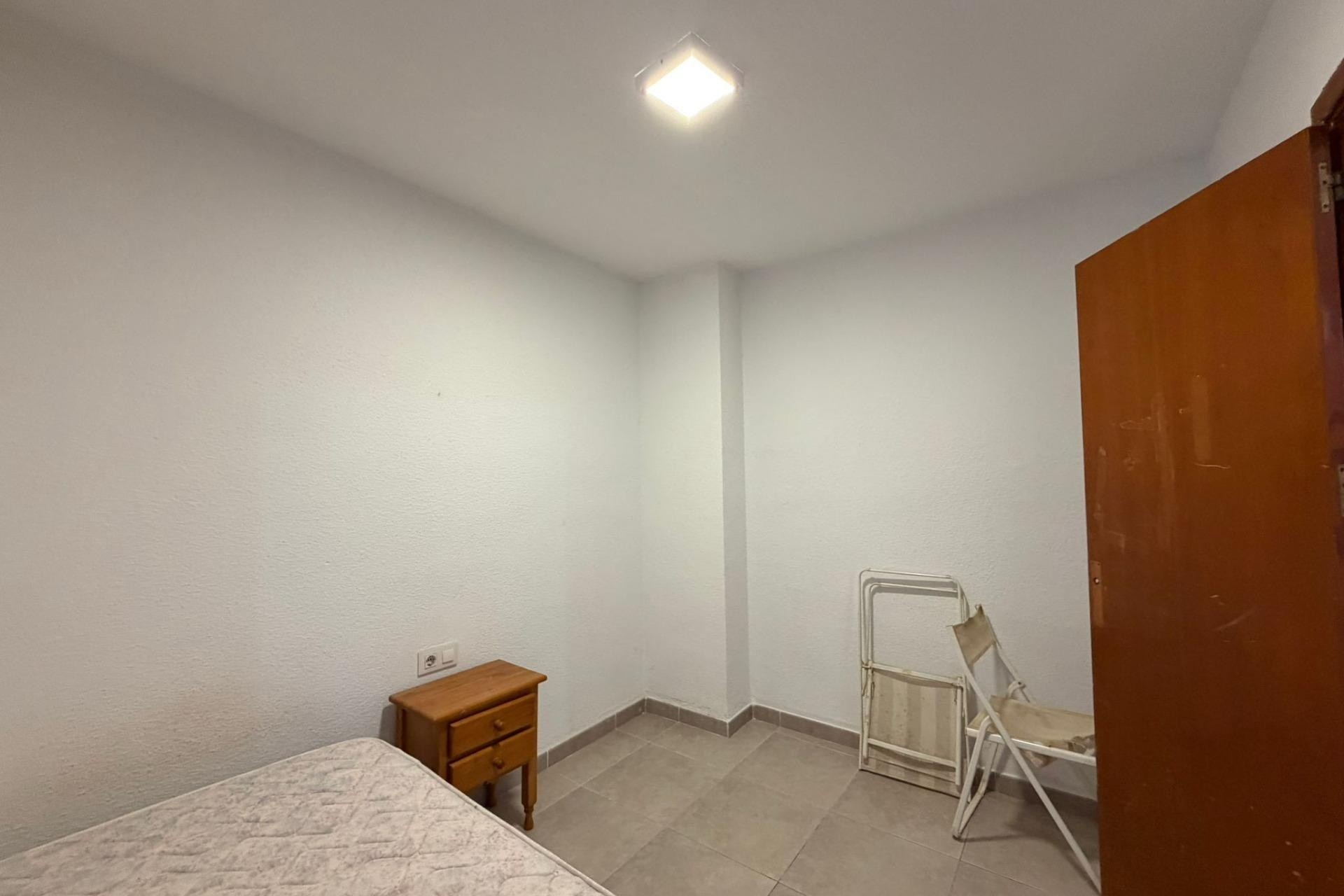 Resale - Wohnung / Appartement -
Torrevieja - Playa de los Locos