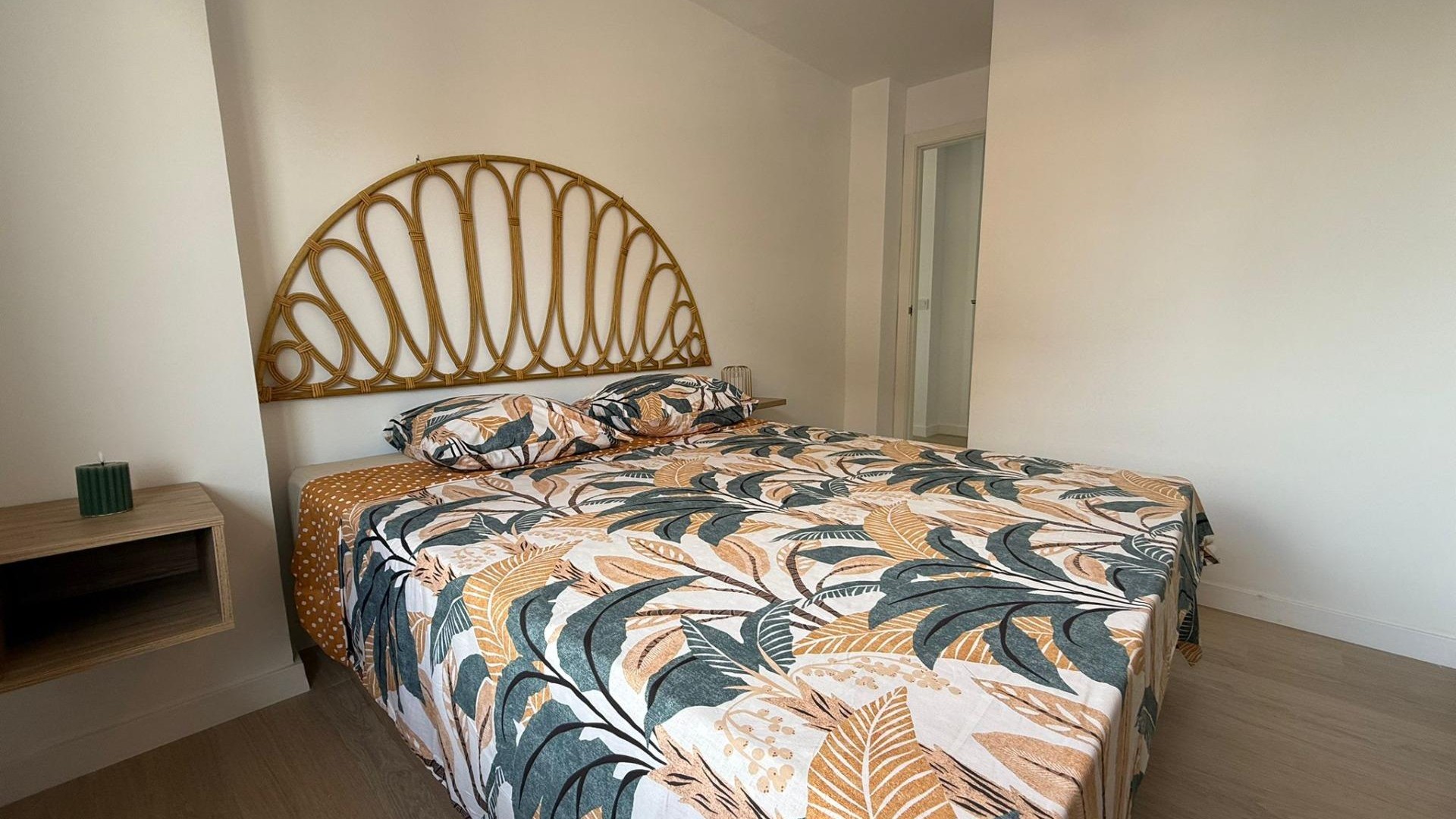 Resale - Wohnung Appartement -
Torrevieja - Playa de los Naufragos