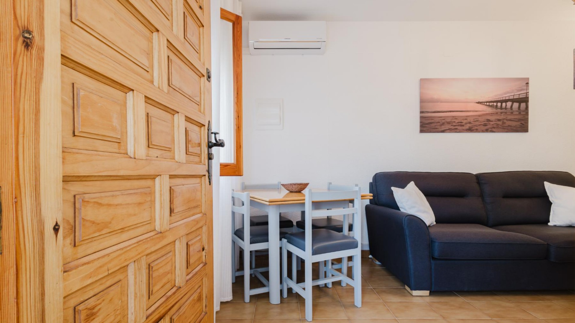 Resale - Wohnung Appartement -
Torrevieja - Playa de los Naufragos