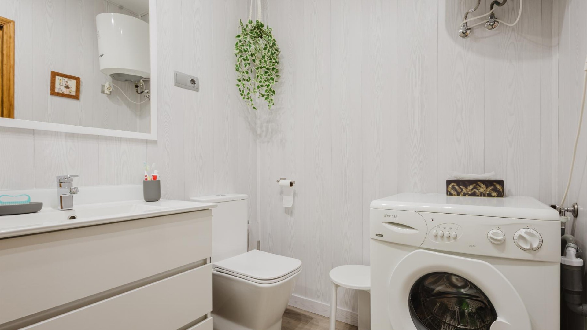 Resale - Wohnung Appartement -
Torrevieja - Playa de los Naufragos