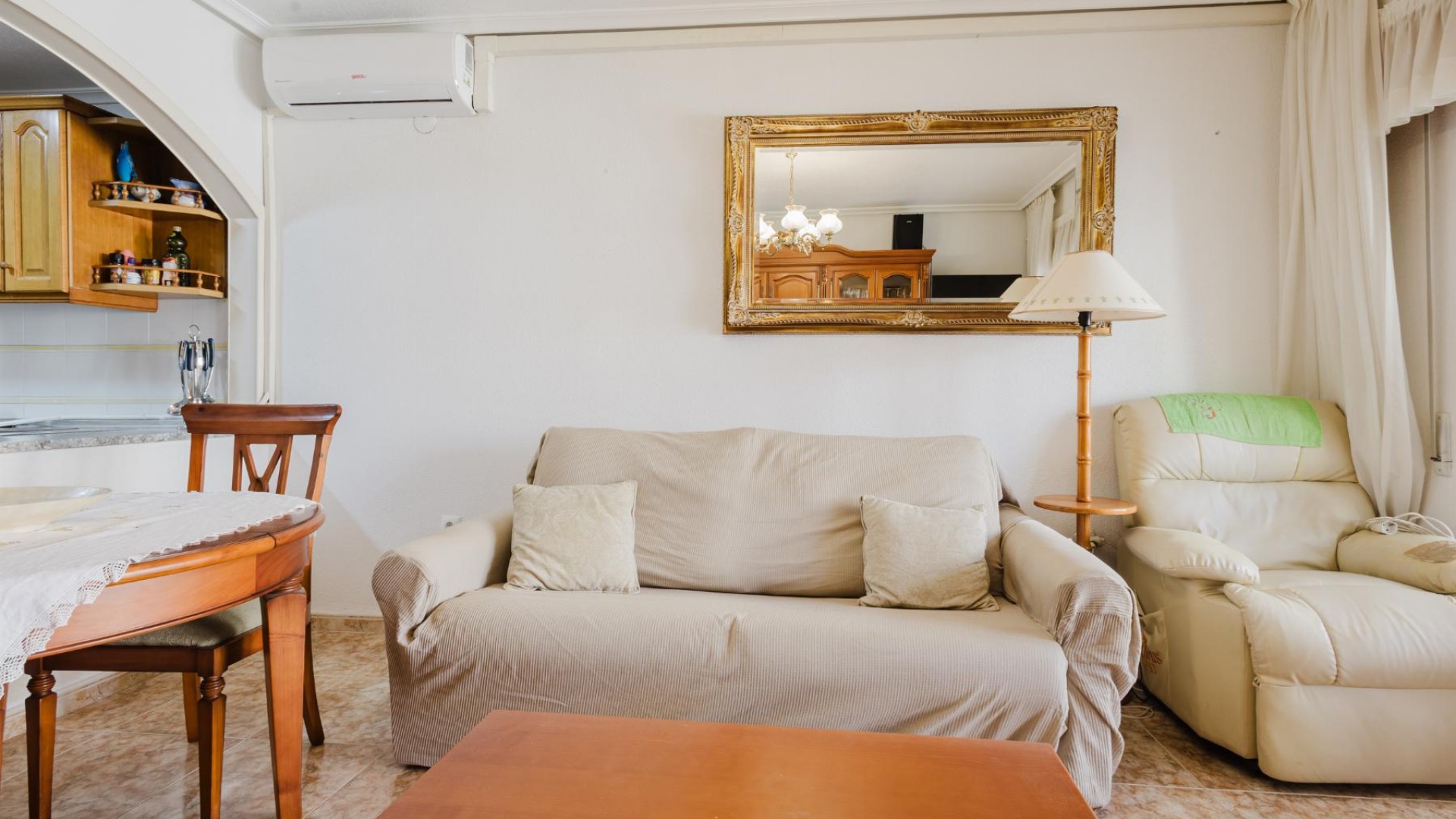 Resale - Wohnung Appartement -
Torrevieja - Playa de los Naufragos