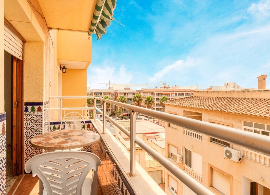 Resale - Wohnung Appartement -
Torrevieja - Playa de los Naufragos
