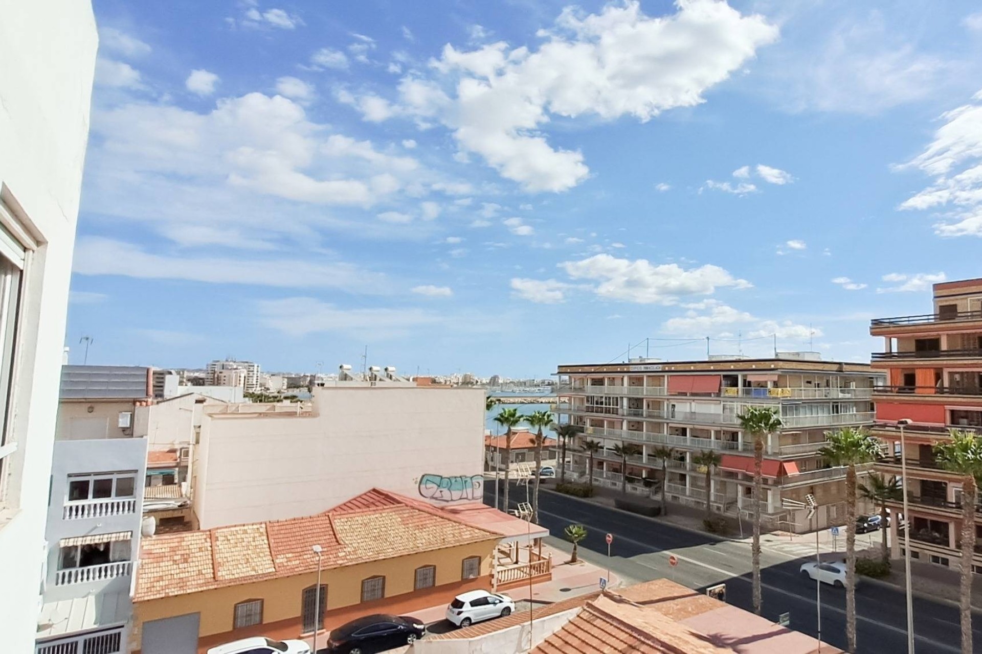 Resale - Wohnung / Appartement -
Torrevieja - Playa de los Naufragos
