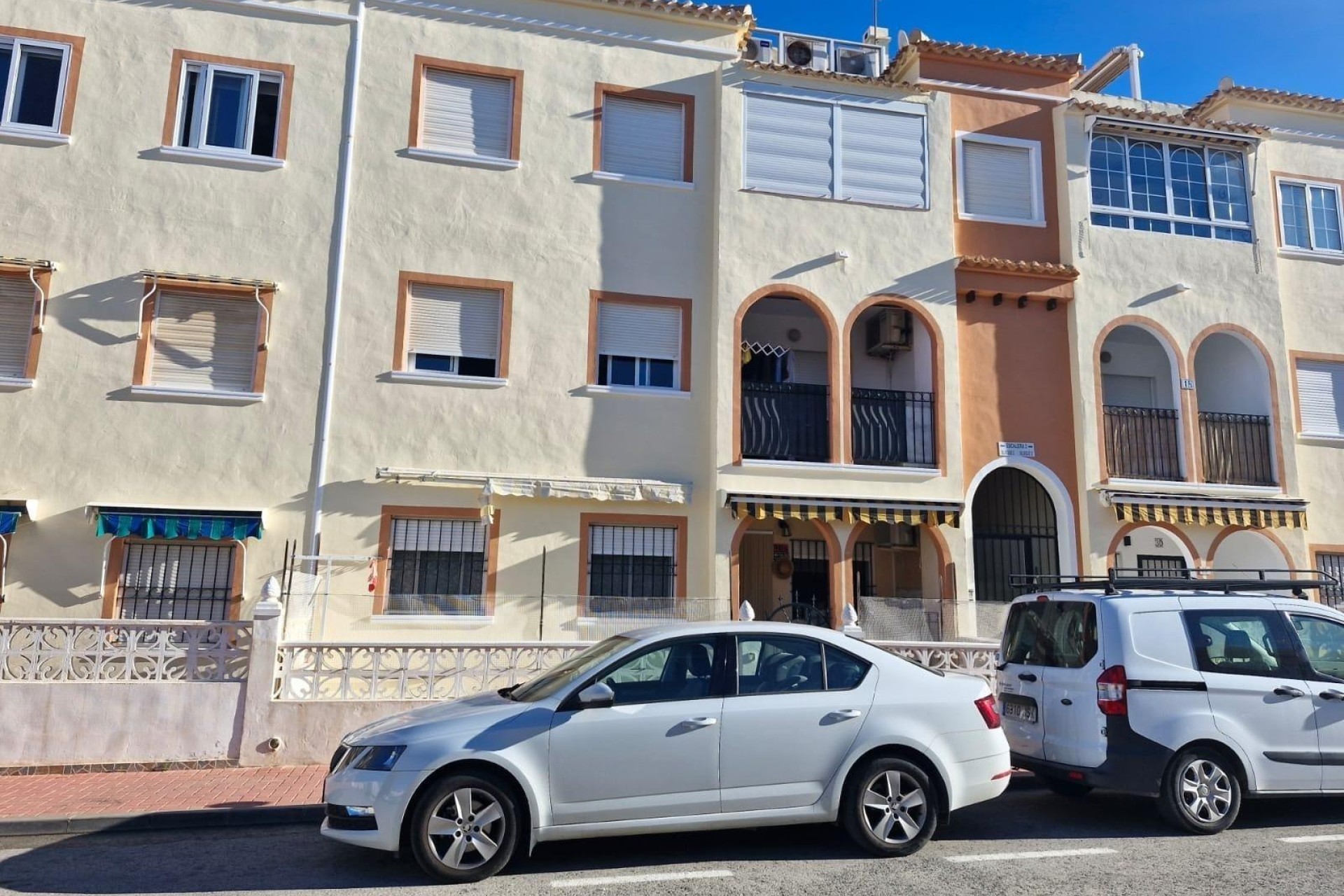 Resale - Wohnung / Appartement -
Torrevieja - Playa de los Naufragos