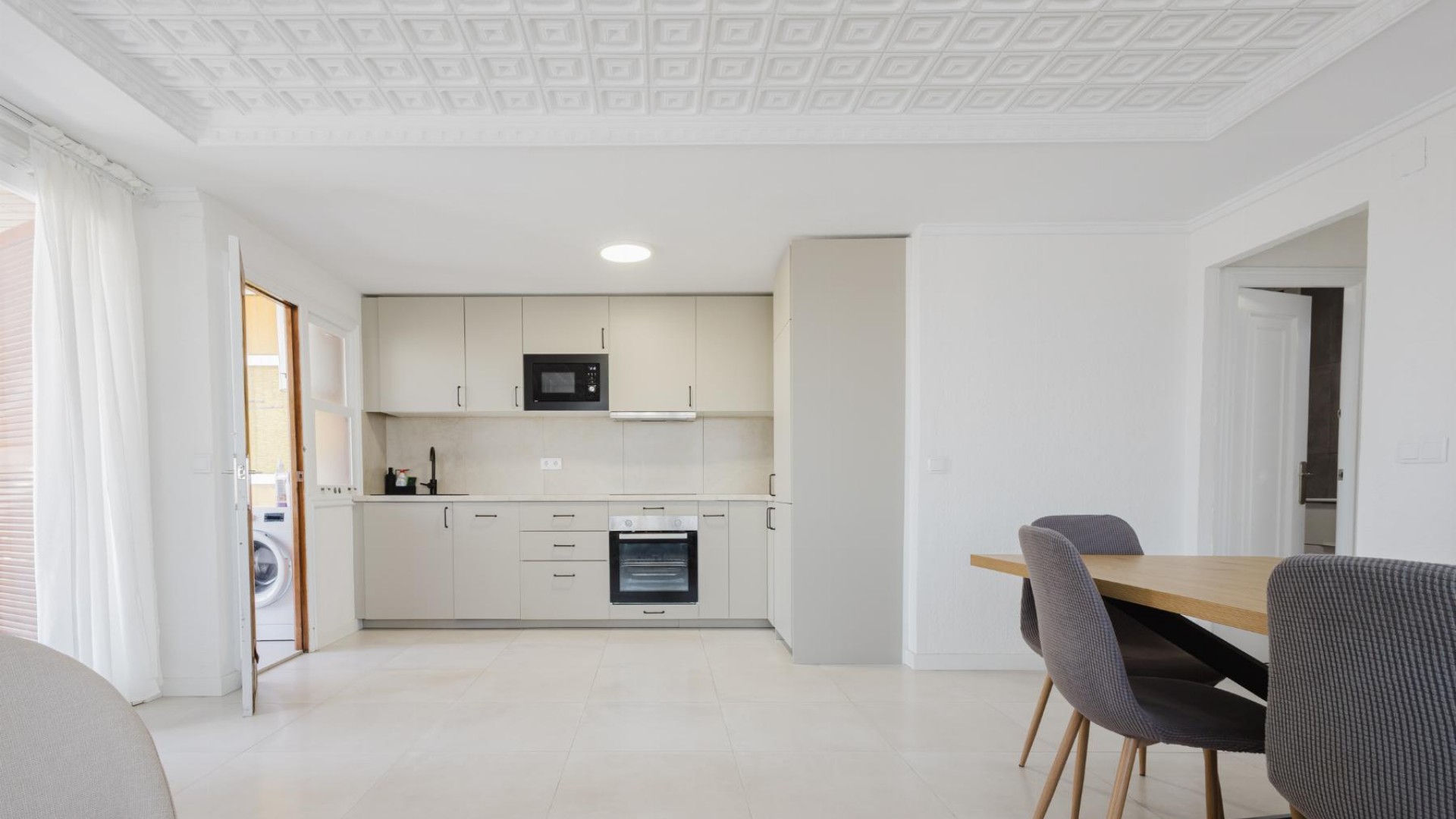 Resale - Wohnung Appartement -
Torrevieja - Playa del Acequión