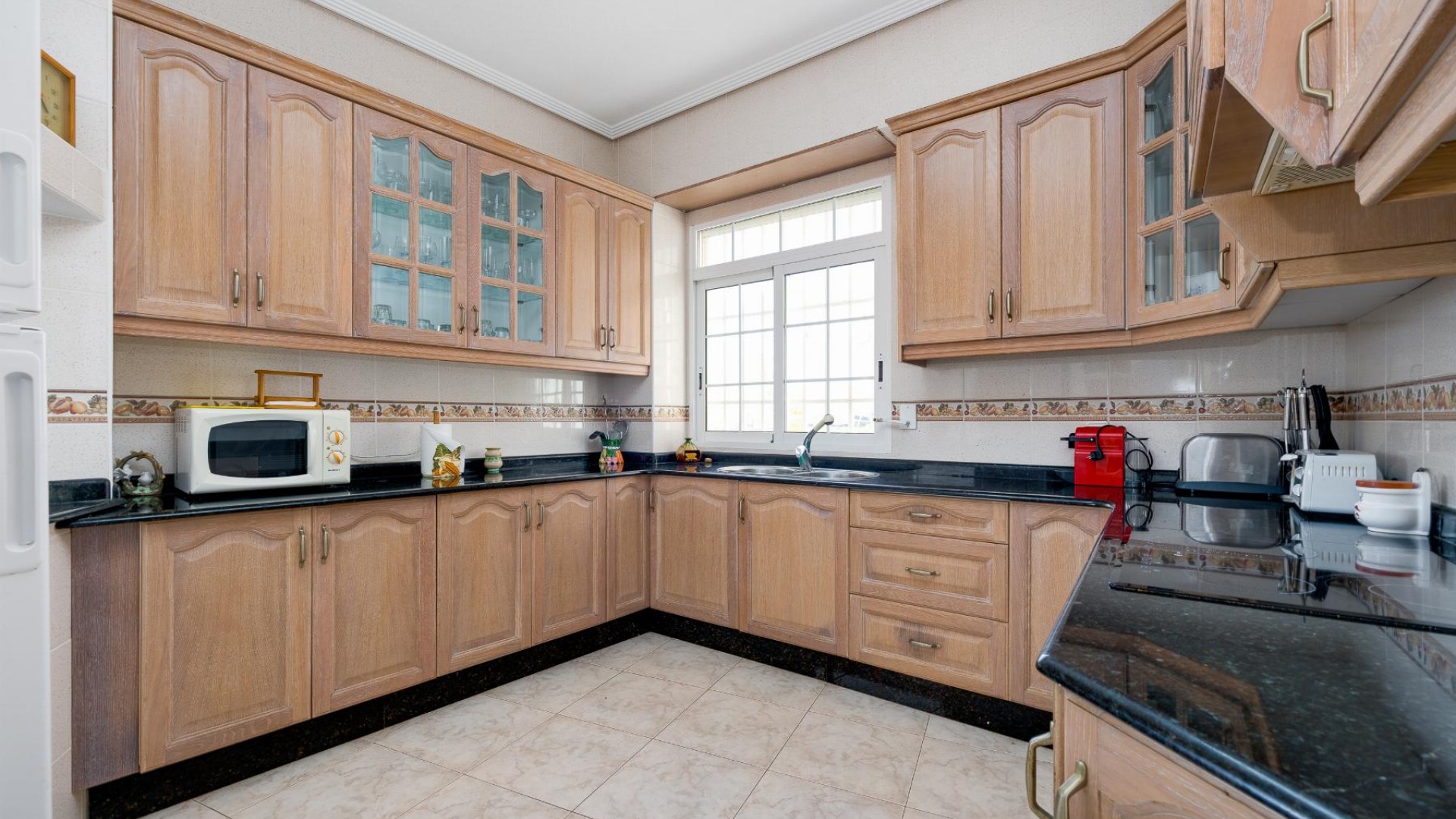 Resale - Wohnung Appartement -
Torrevieja - Playa del Acequión