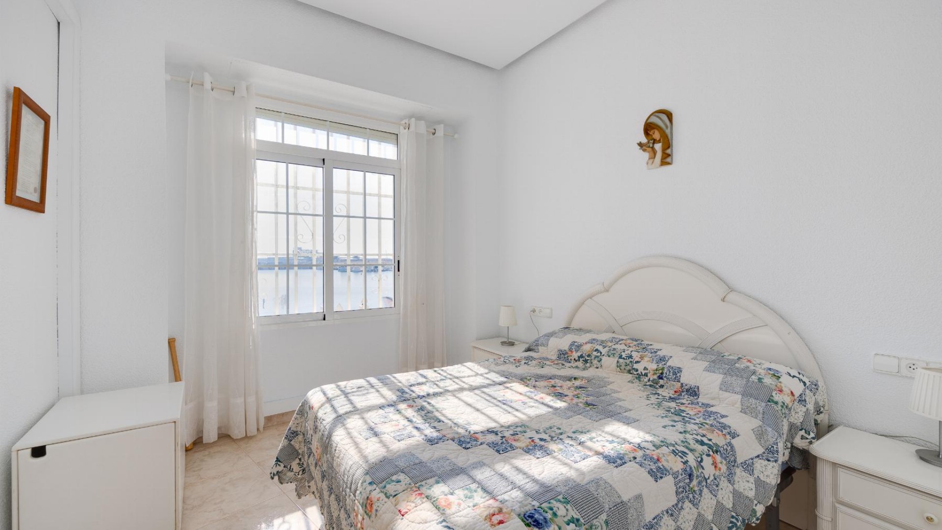 Resale - Wohnung Appartement -
Torrevieja - Playa del Acequión