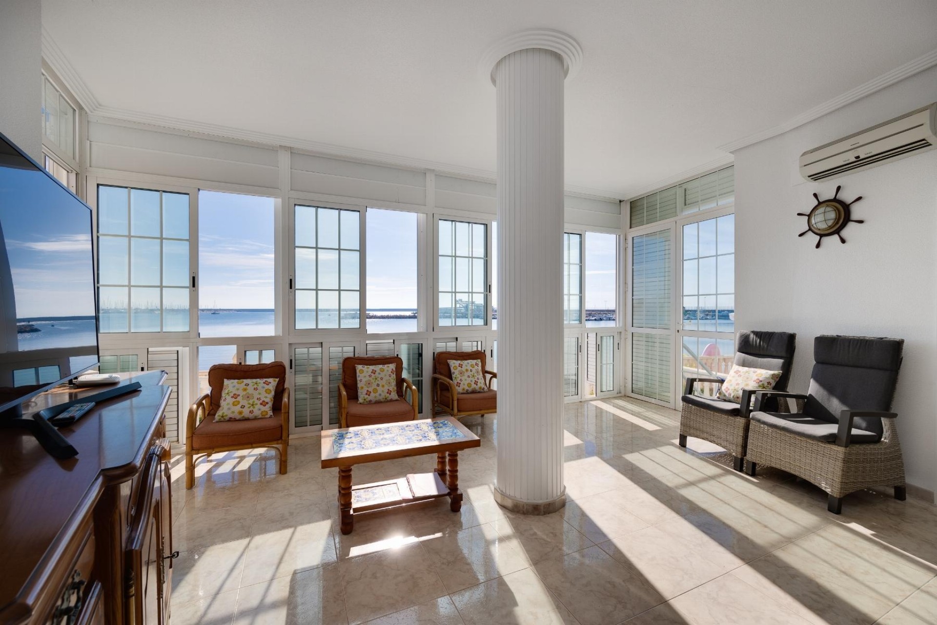 Resale - Wohnung Appartement -
Torrevieja - Playa del Acequión