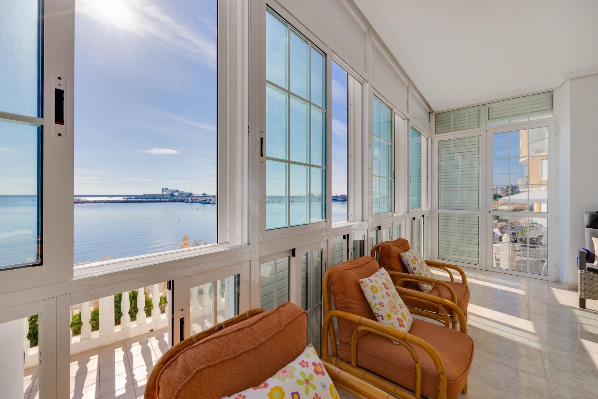 Resale - Wohnung Appartement -
Torrevieja - Playa del Acequión