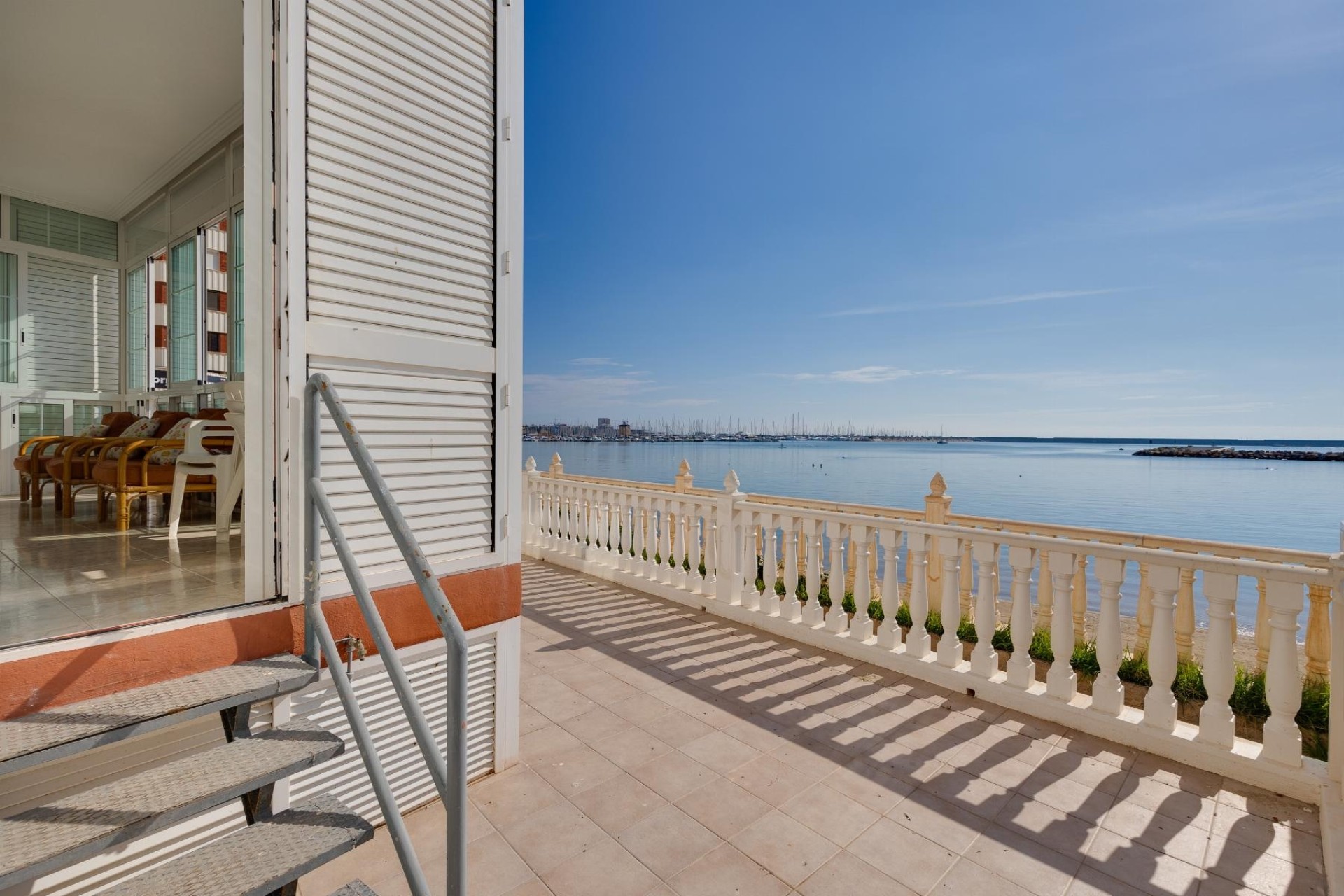Resale - Wohnung Appartement -
Torrevieja - Playa del Acequión