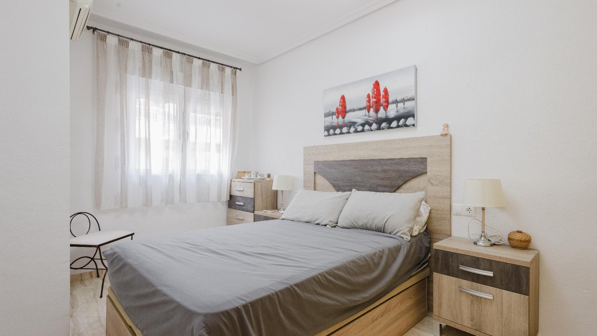 Resale - Wohnung Appartement -
Torrevieja - Playa del Acequión