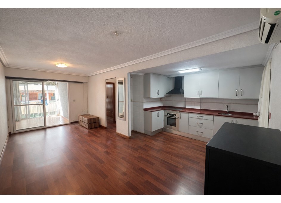 Resale - Wohnung Appartement -
Torrevieja - Playa del Acequión