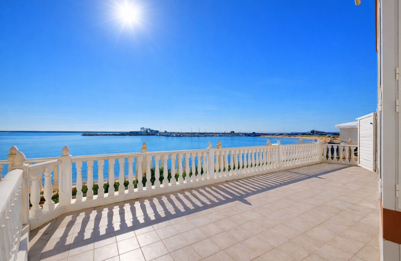 Resale - Wohnung Appartement -
Torrevieja - Playa del Acequión