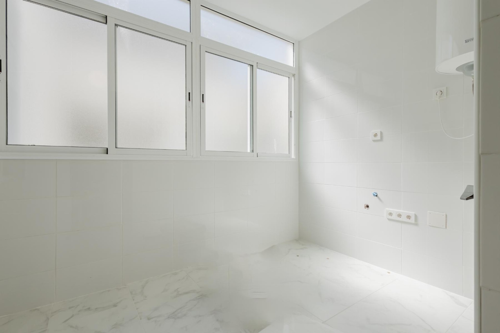 Resale - Wohnung Appartement -
Torrevieja - Playa del Acequión