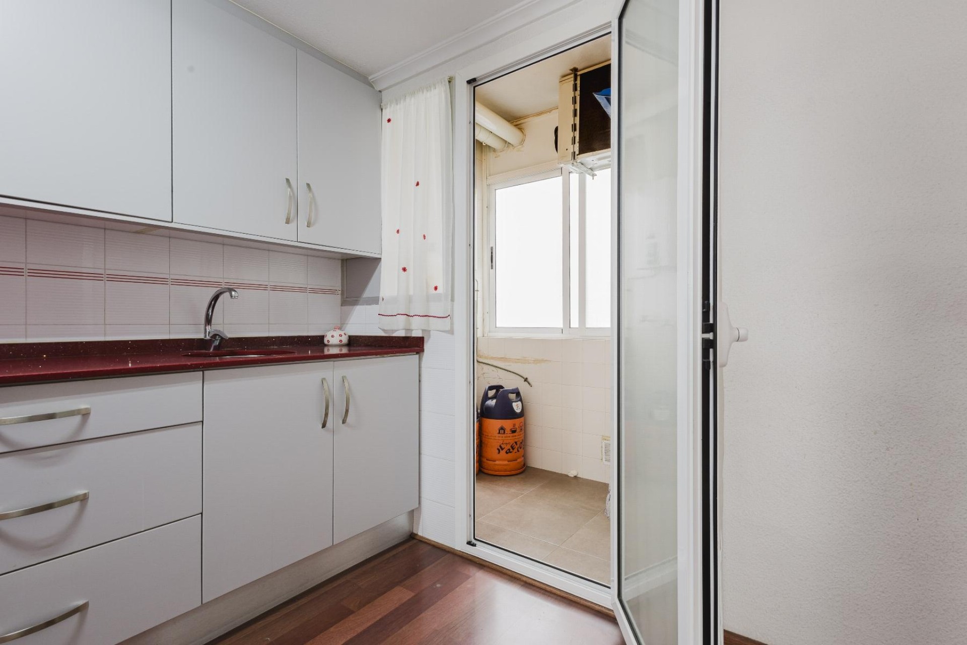 Resale - Wohnung / Appartement -
Torrevieja - Playa del Acequión