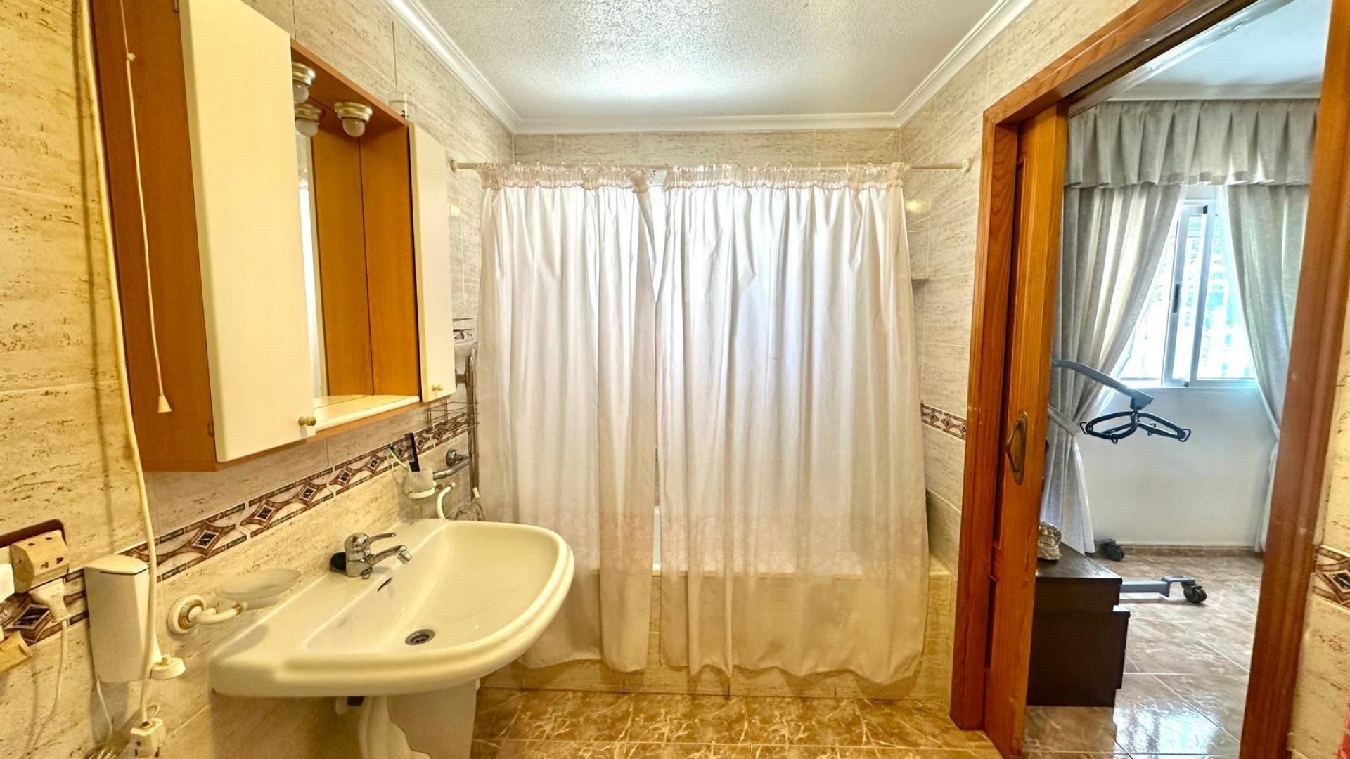 Resale - Wohnung Appartement -
Torrevieja - Playa del cura