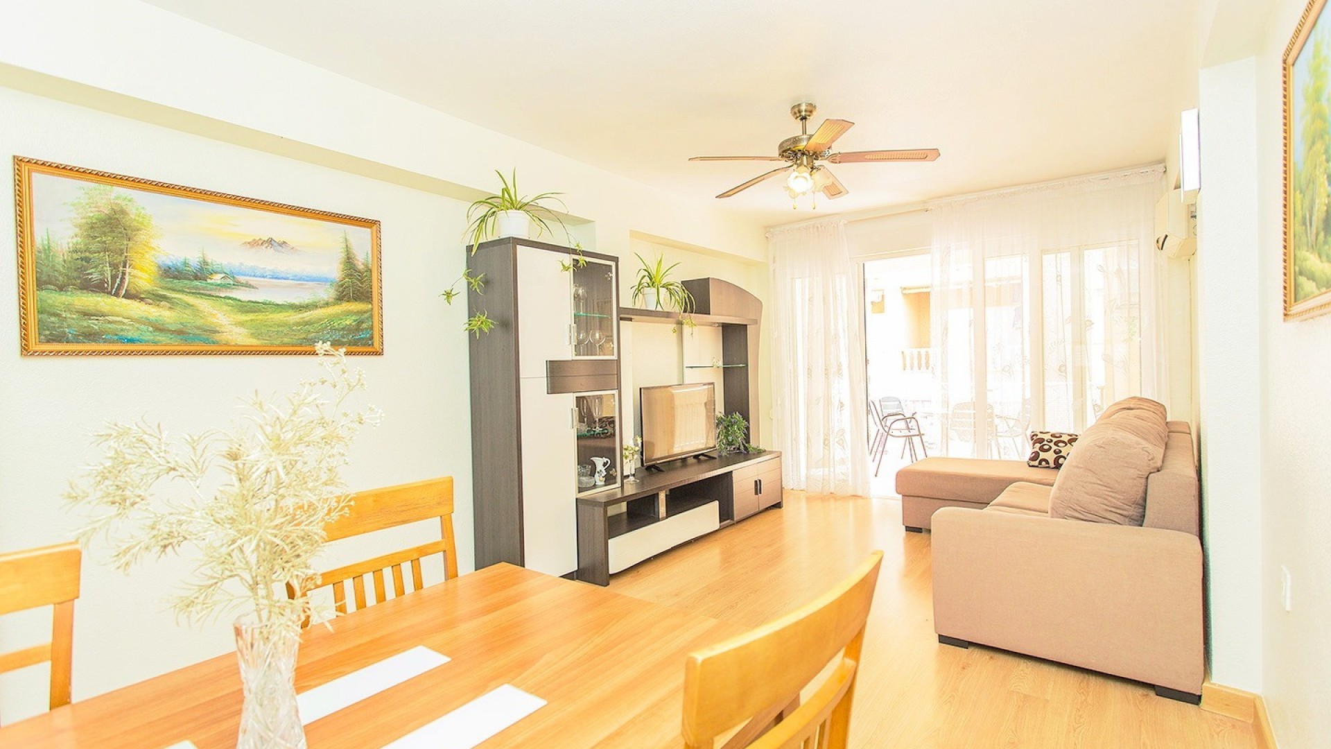 Resale - Wohnung Appartement -
Torrevieja - Playa del cura