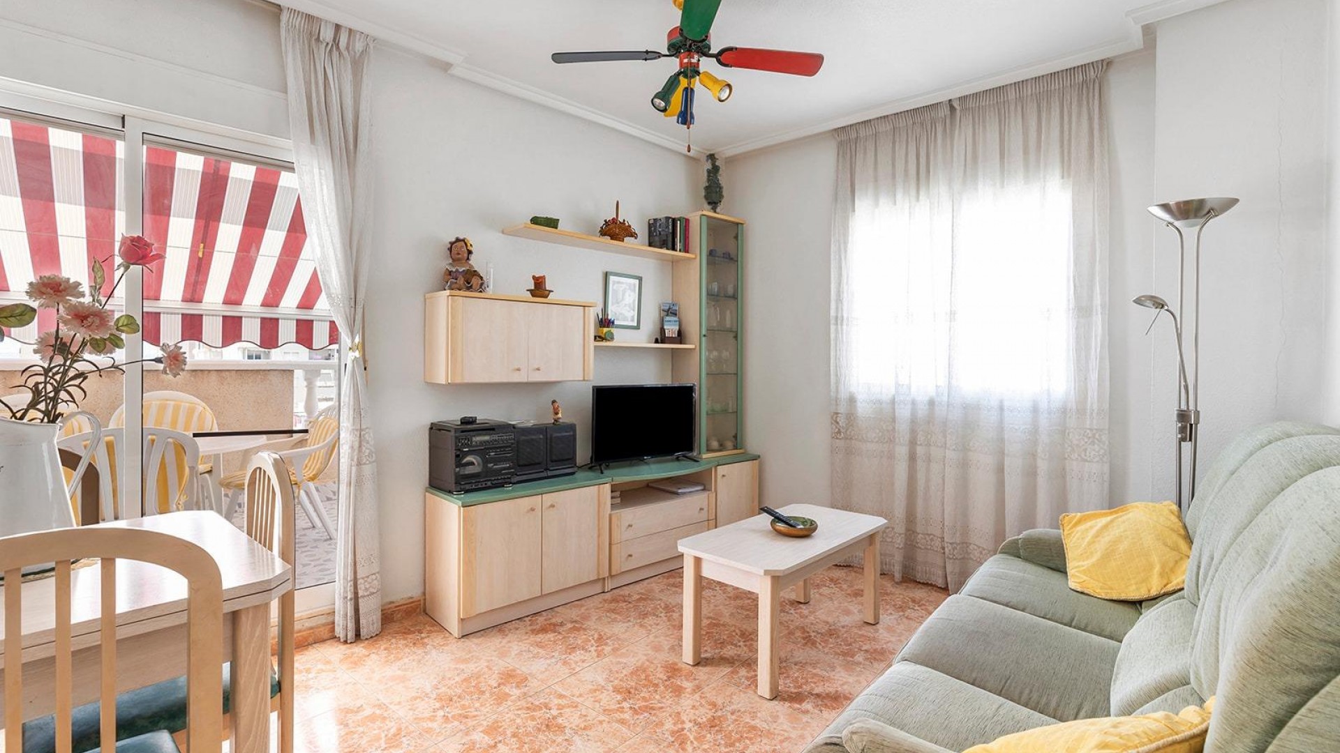 Resale - Wohnung Appartement -
Torrevieja - Playa del cura