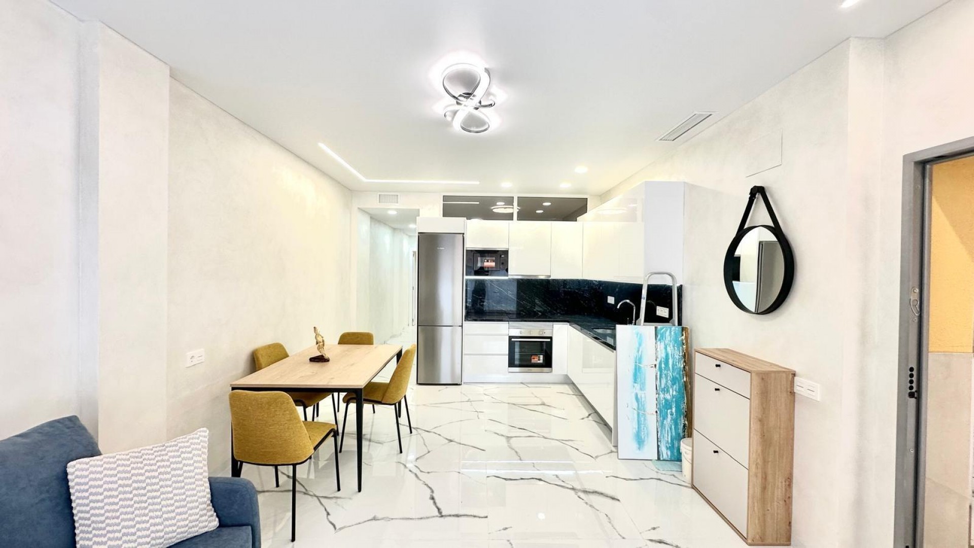 Resale - Wohnung Appartement -
Torrevieja - Playa del cura