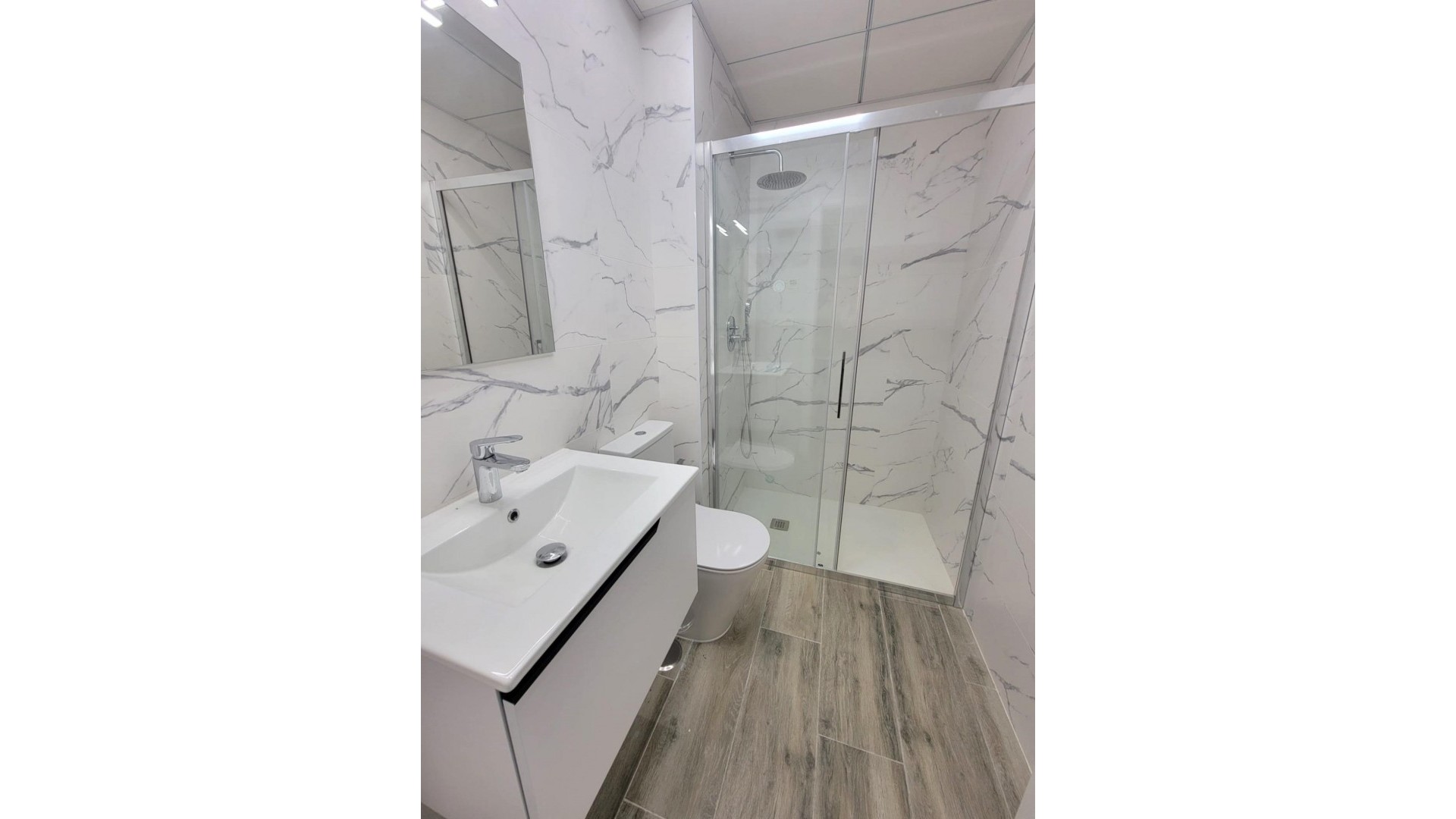 Resale - Wohnung Appartement -
Torrevieja - Playa del Cura