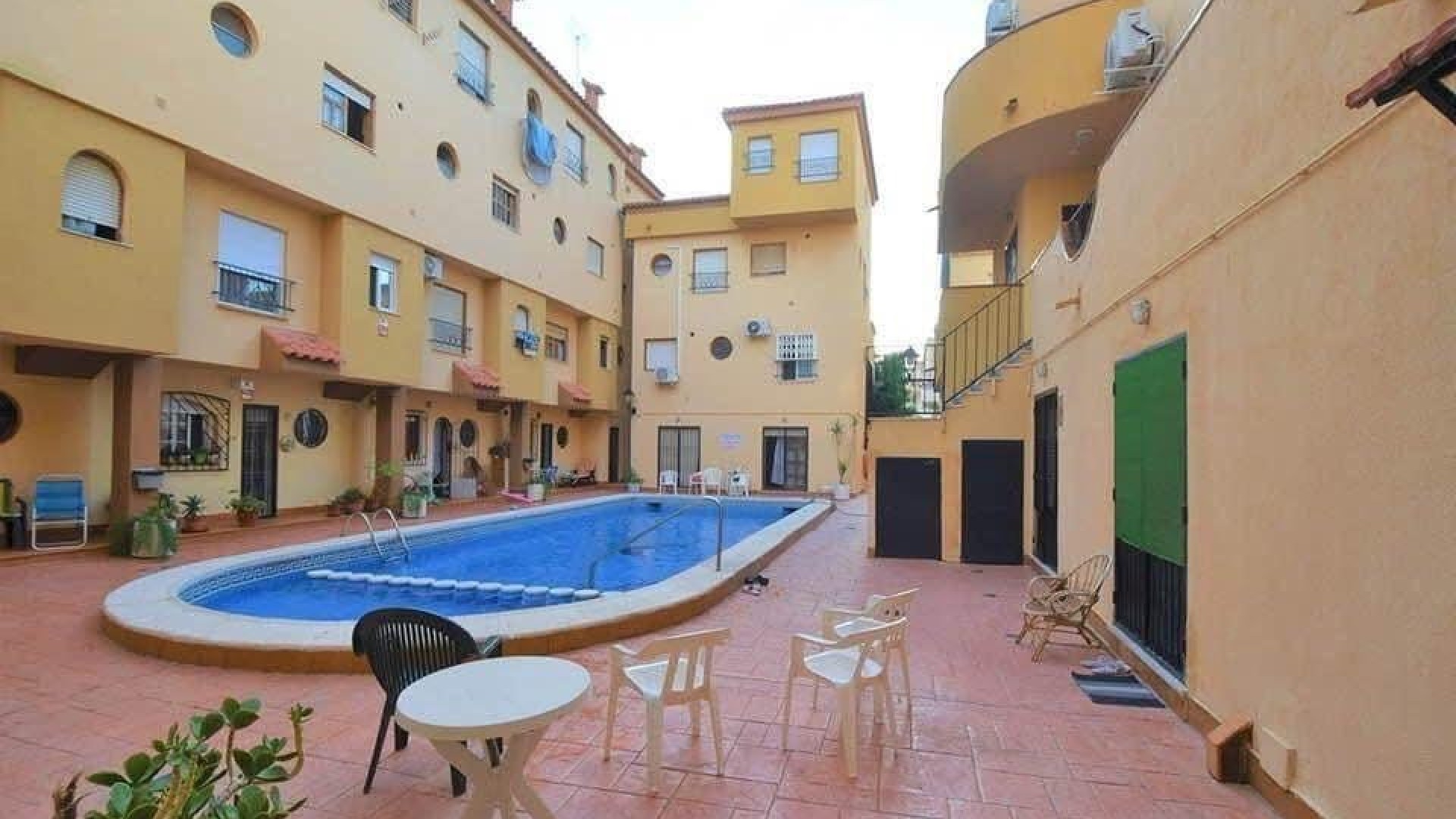 Resale - Wohnung Appartement -
Torrevieja - Playa del cura